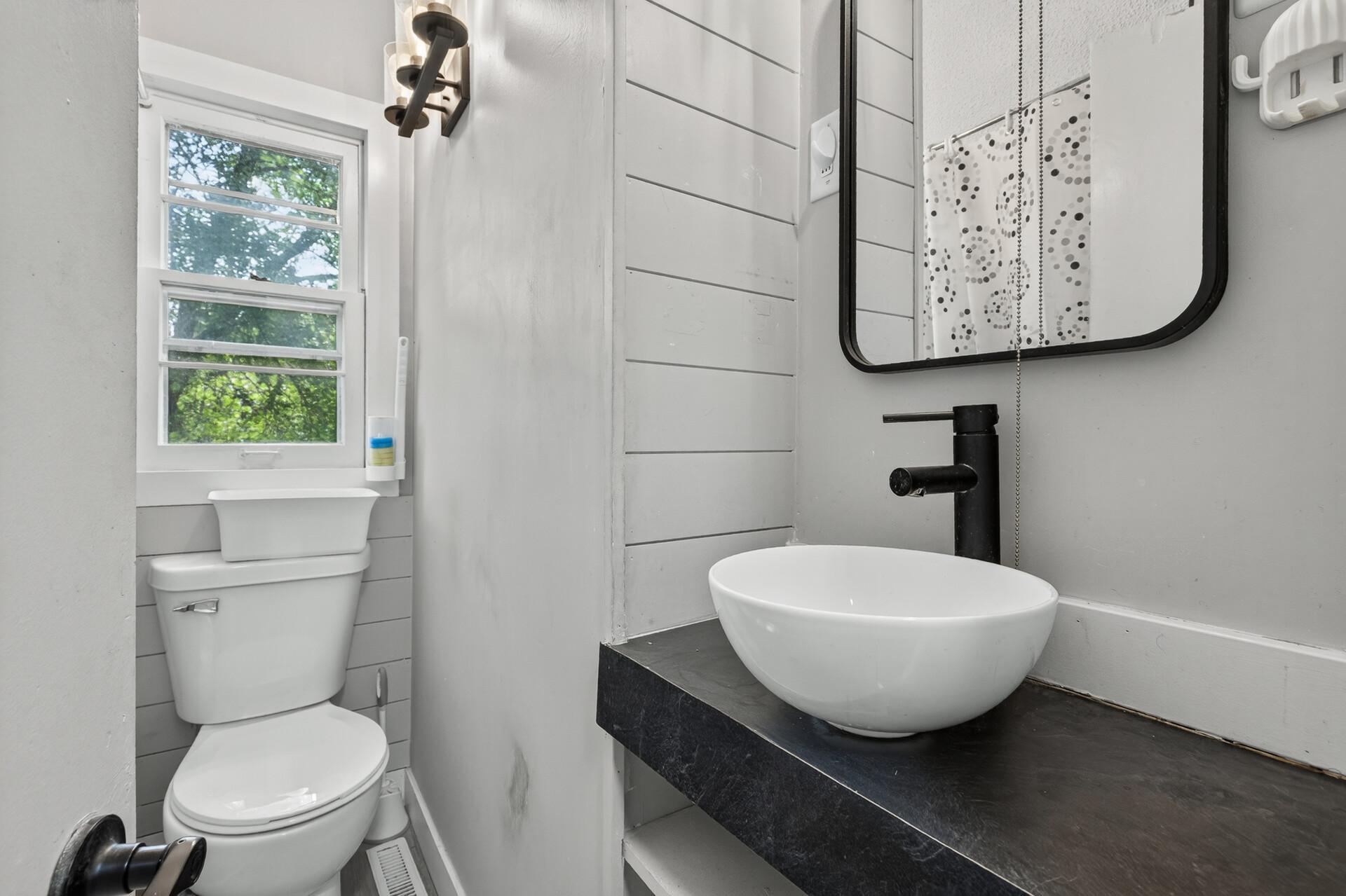 1094 Kent Street Property Photo 21