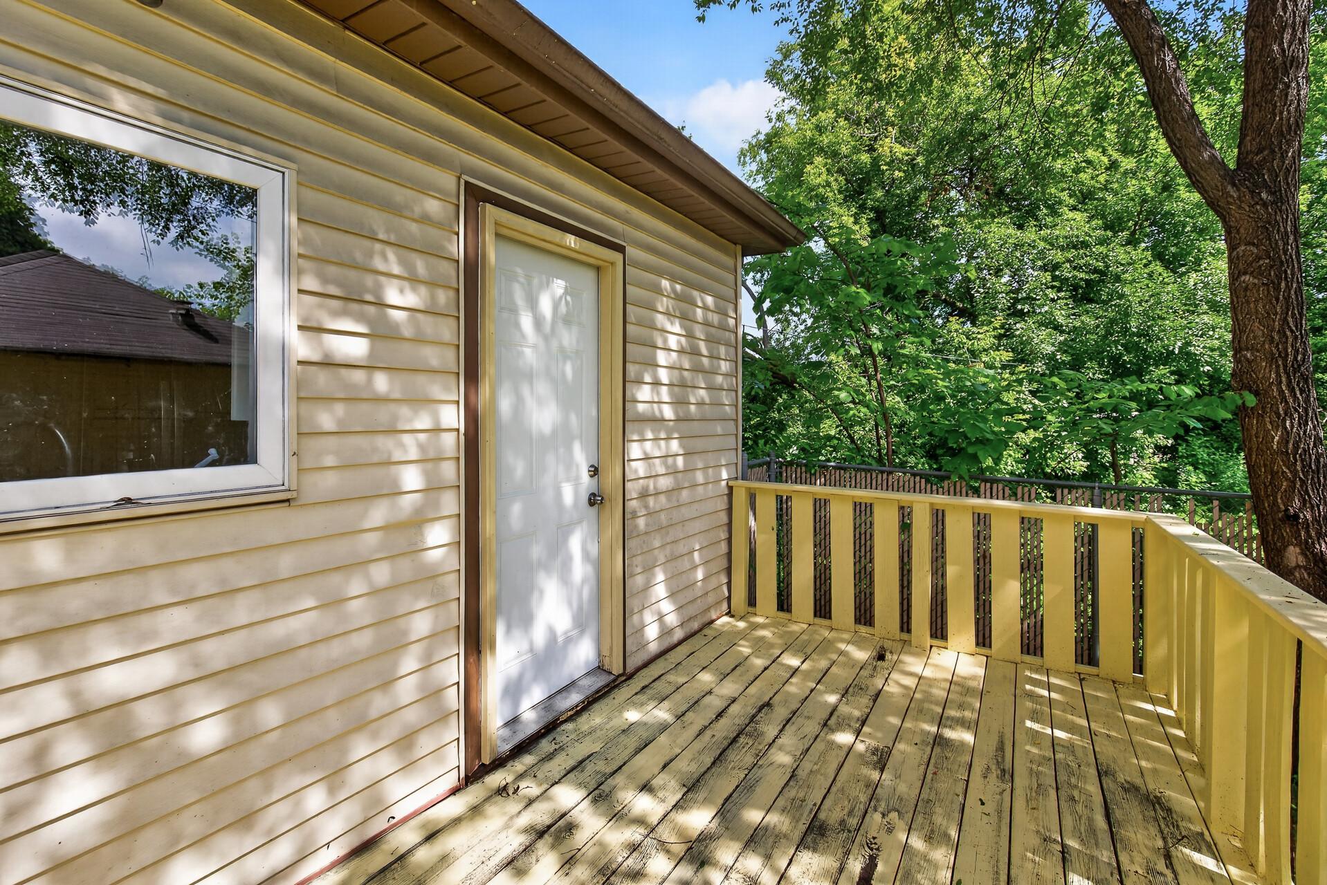 1094 Kent Street Property Photo 22