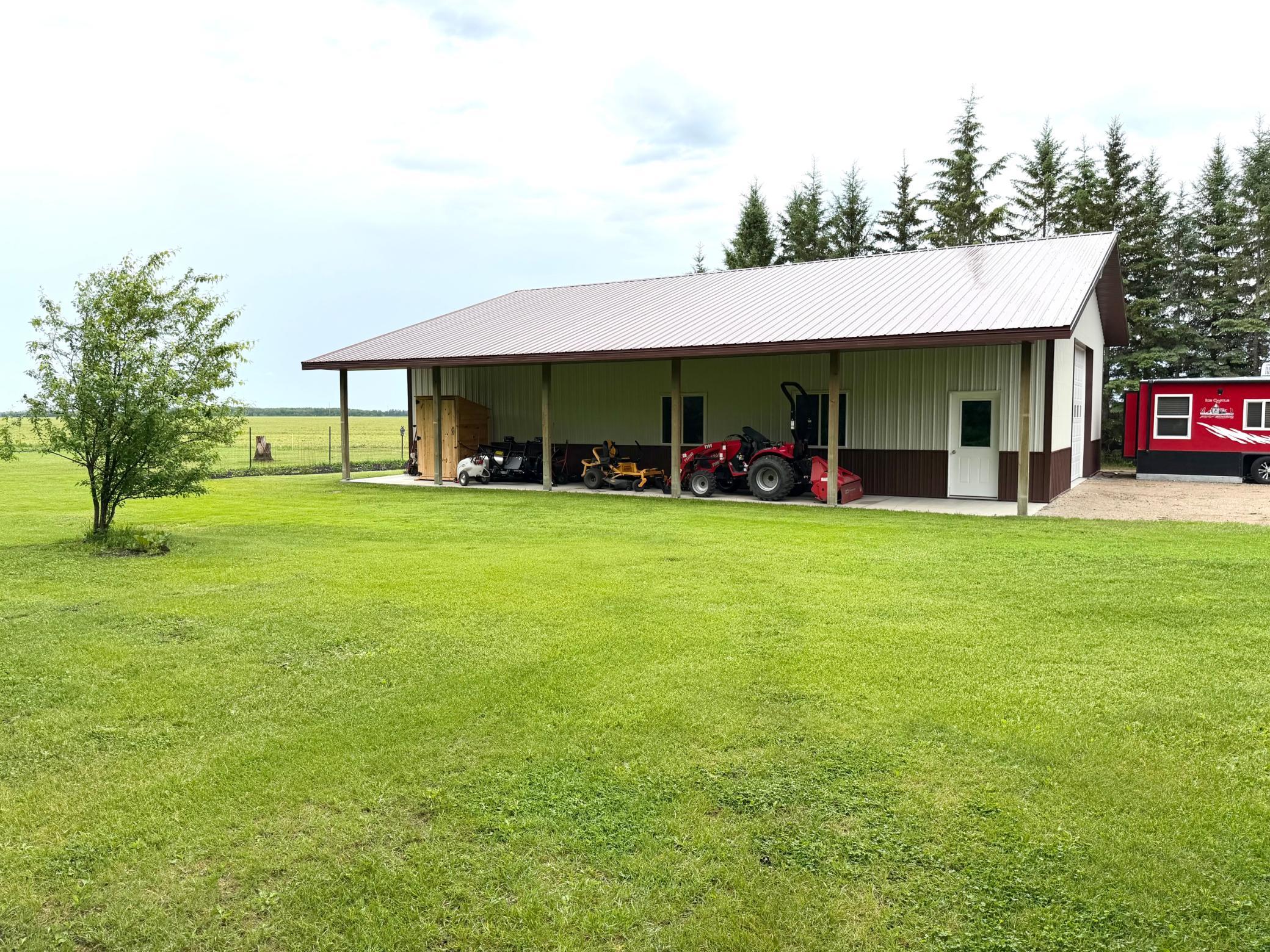 40439 230th Street Property Photo 19