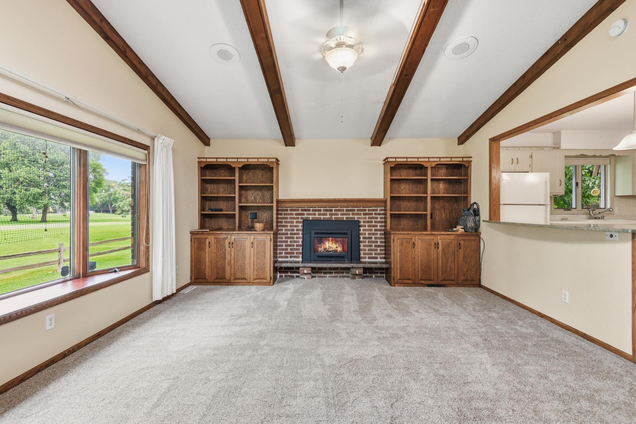 267 Park Avenue S Property Photo 11