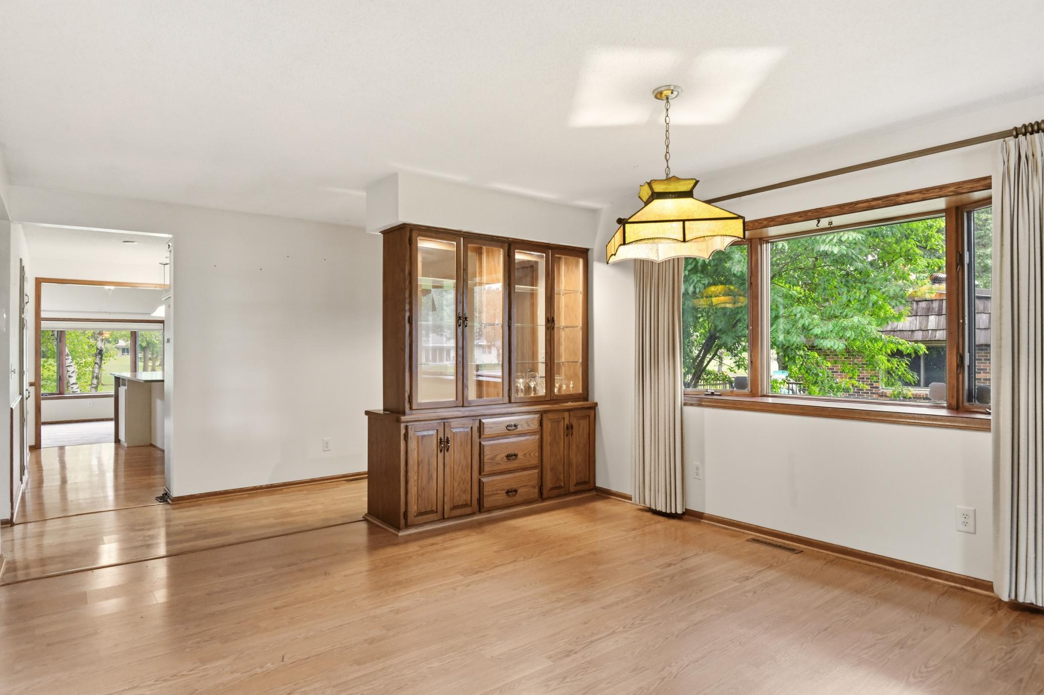267 Park Avenue S Property Photo 15