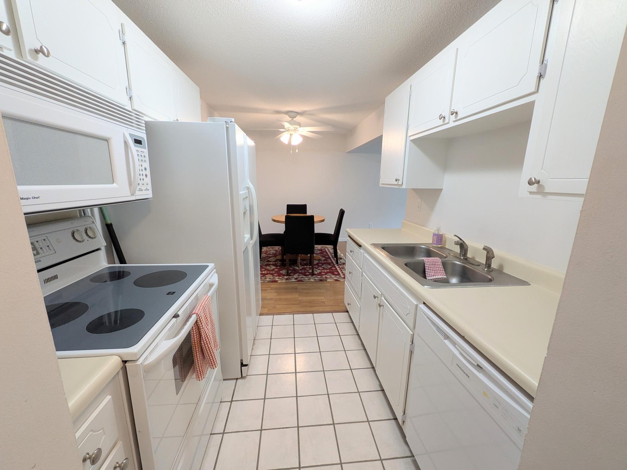 4387 Wilshire Boulevard 106 Property Photo 8