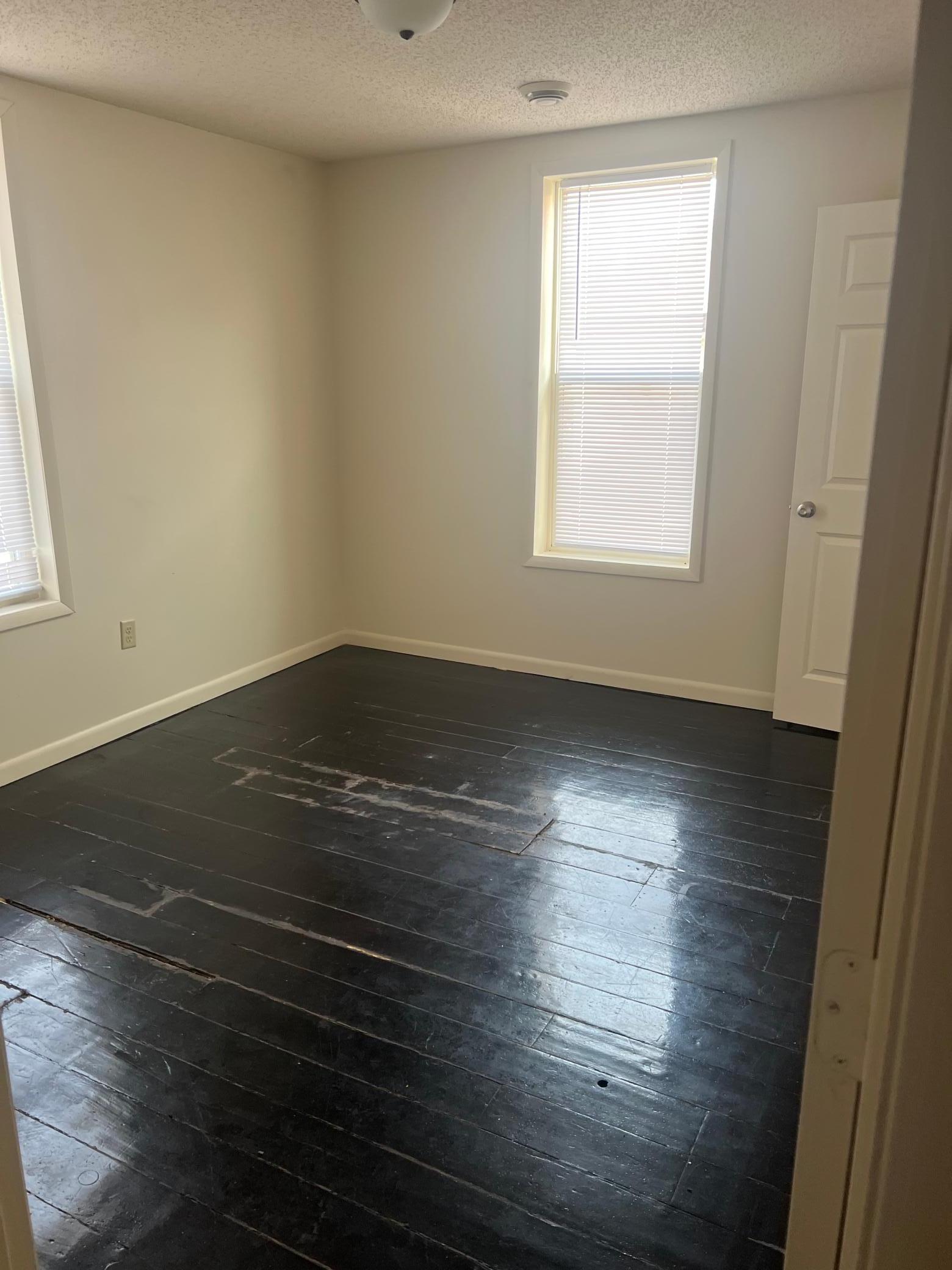 861 Burr Street Property Photo 13