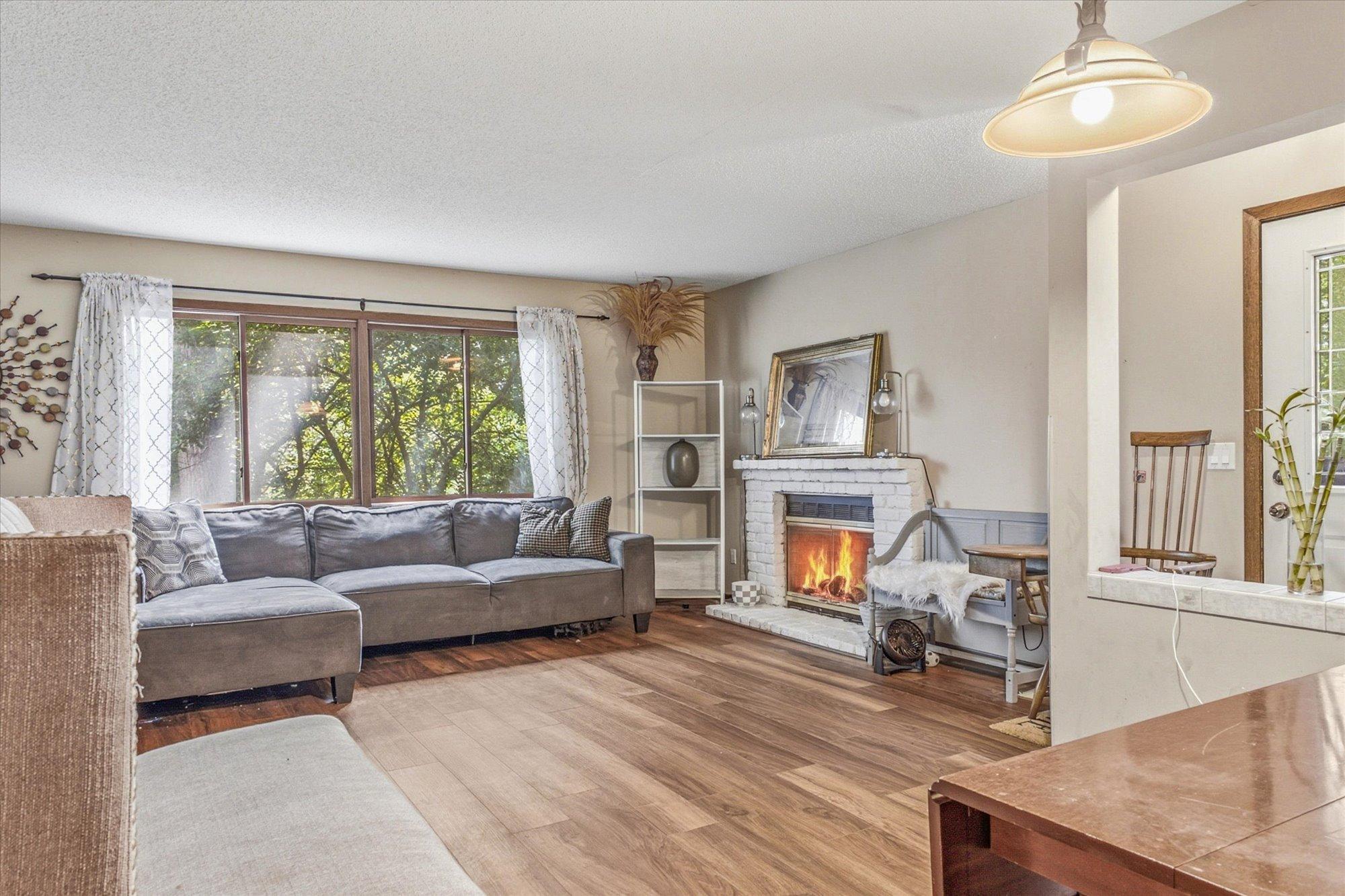 5473 E Brenner Pass Property Photo 3
