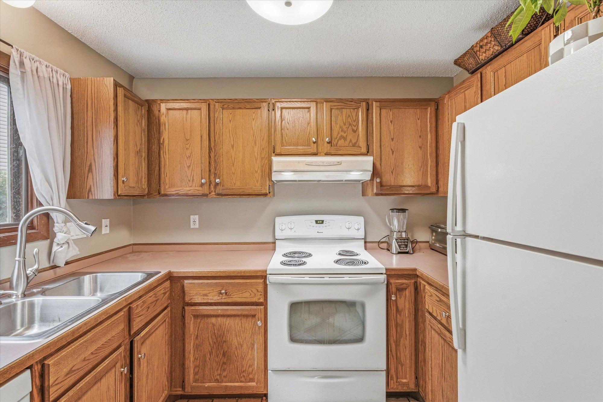 5473 E Brenner Pass Property Photo 10