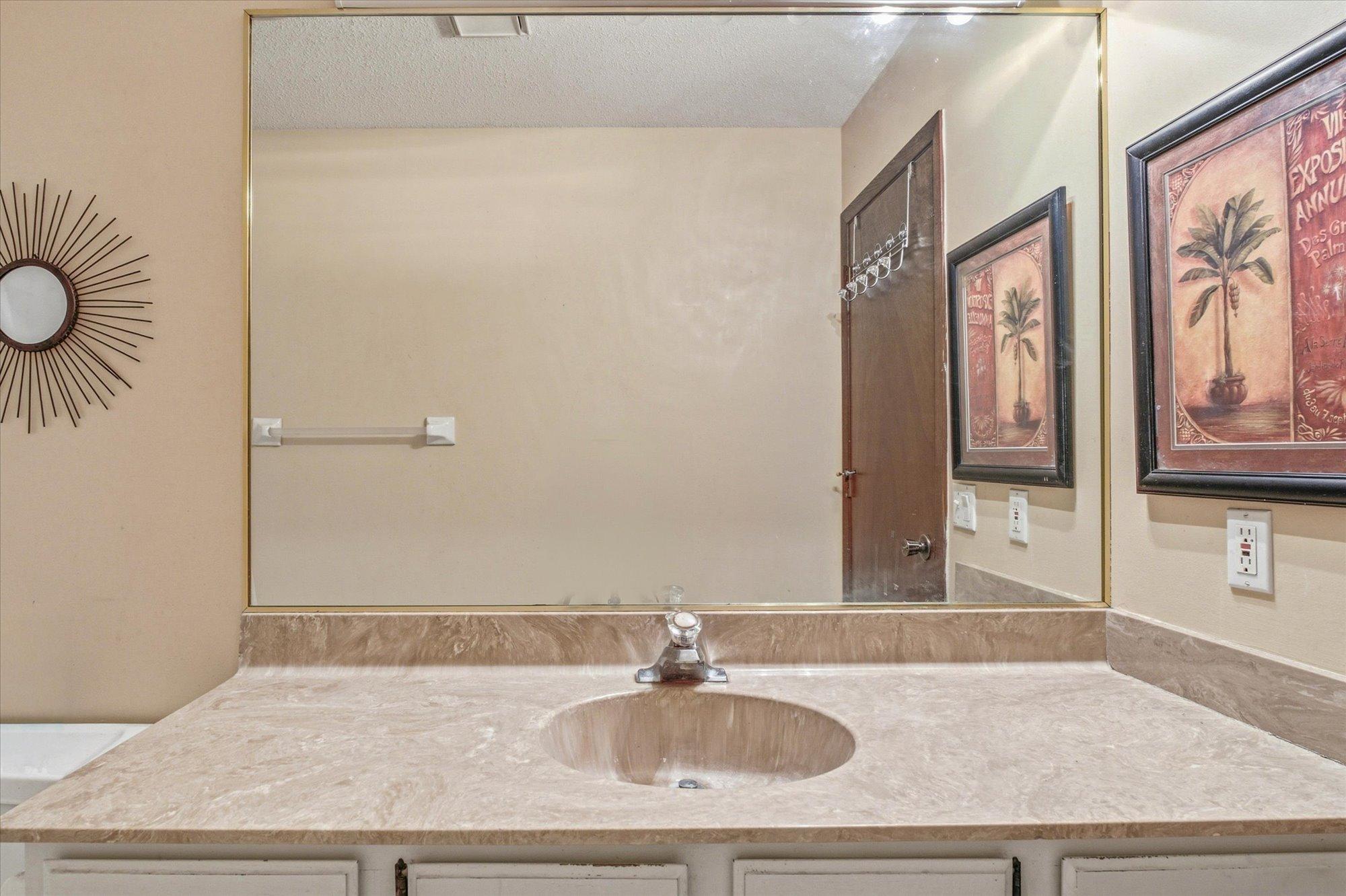 5473 E Brenner Pass Property Photo 16