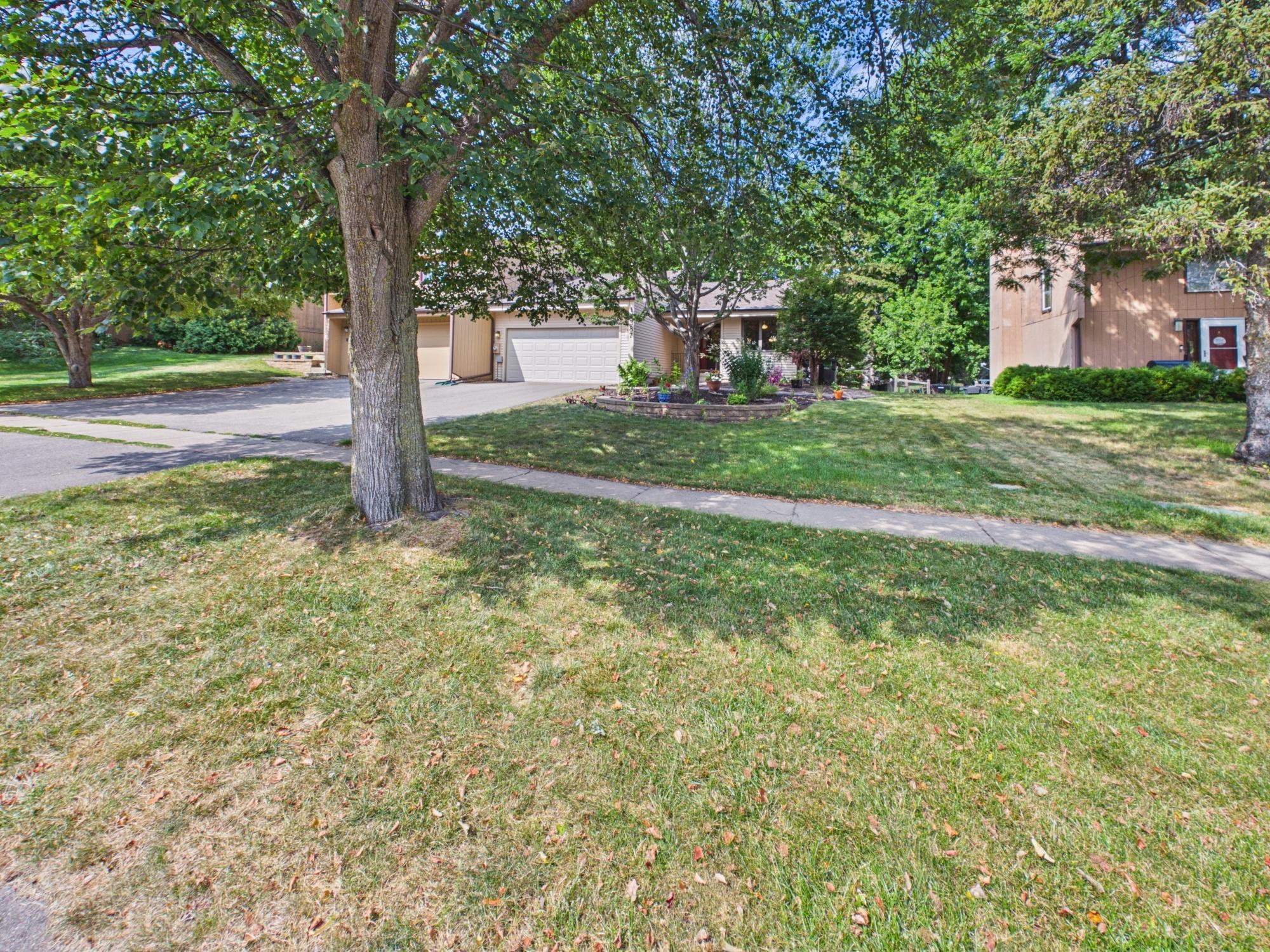 14387 Embry Path Property Photo 1