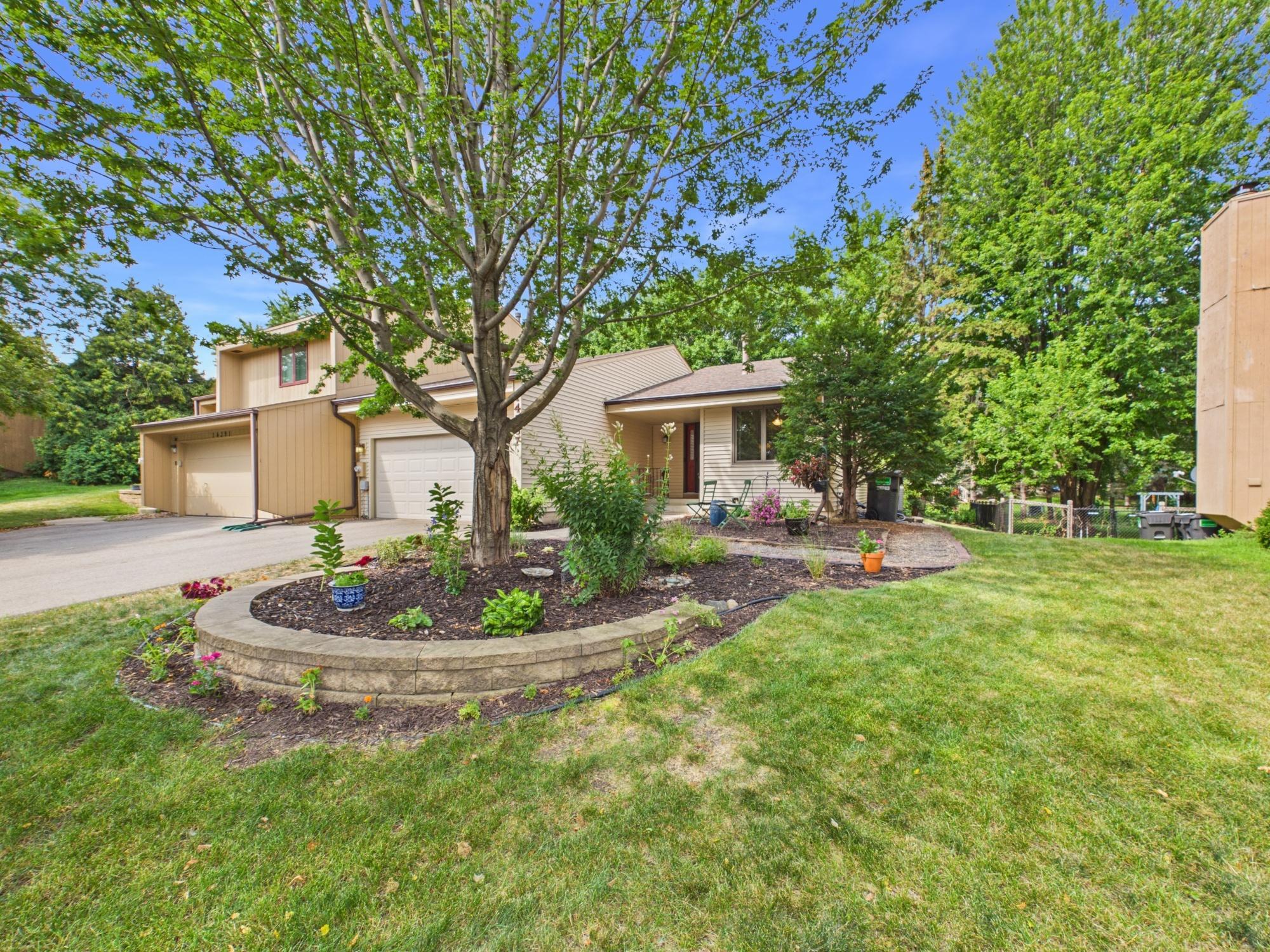 14387 Embry Path Property Photo 5