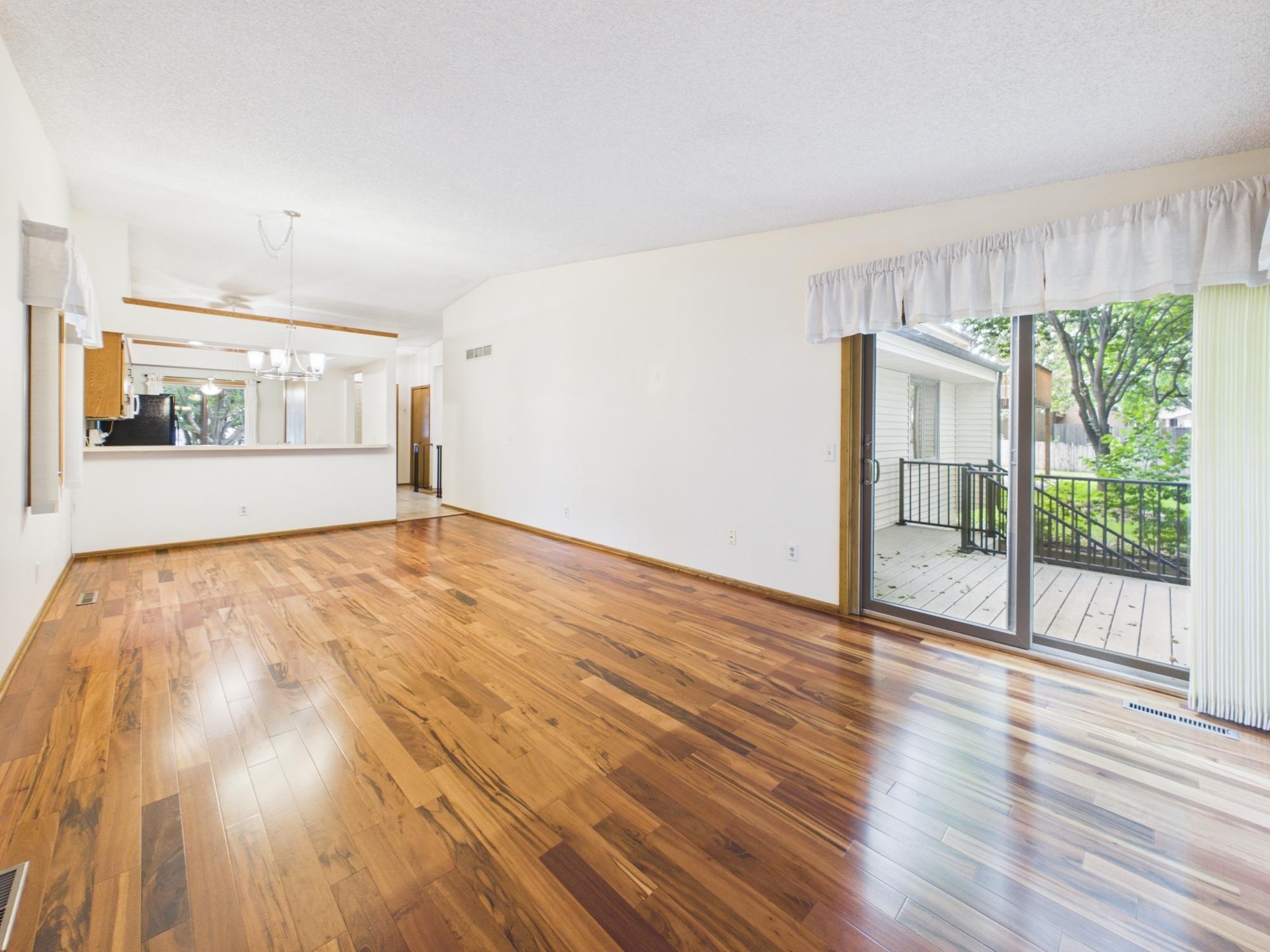 14387 Embry Path Property Photo 24
