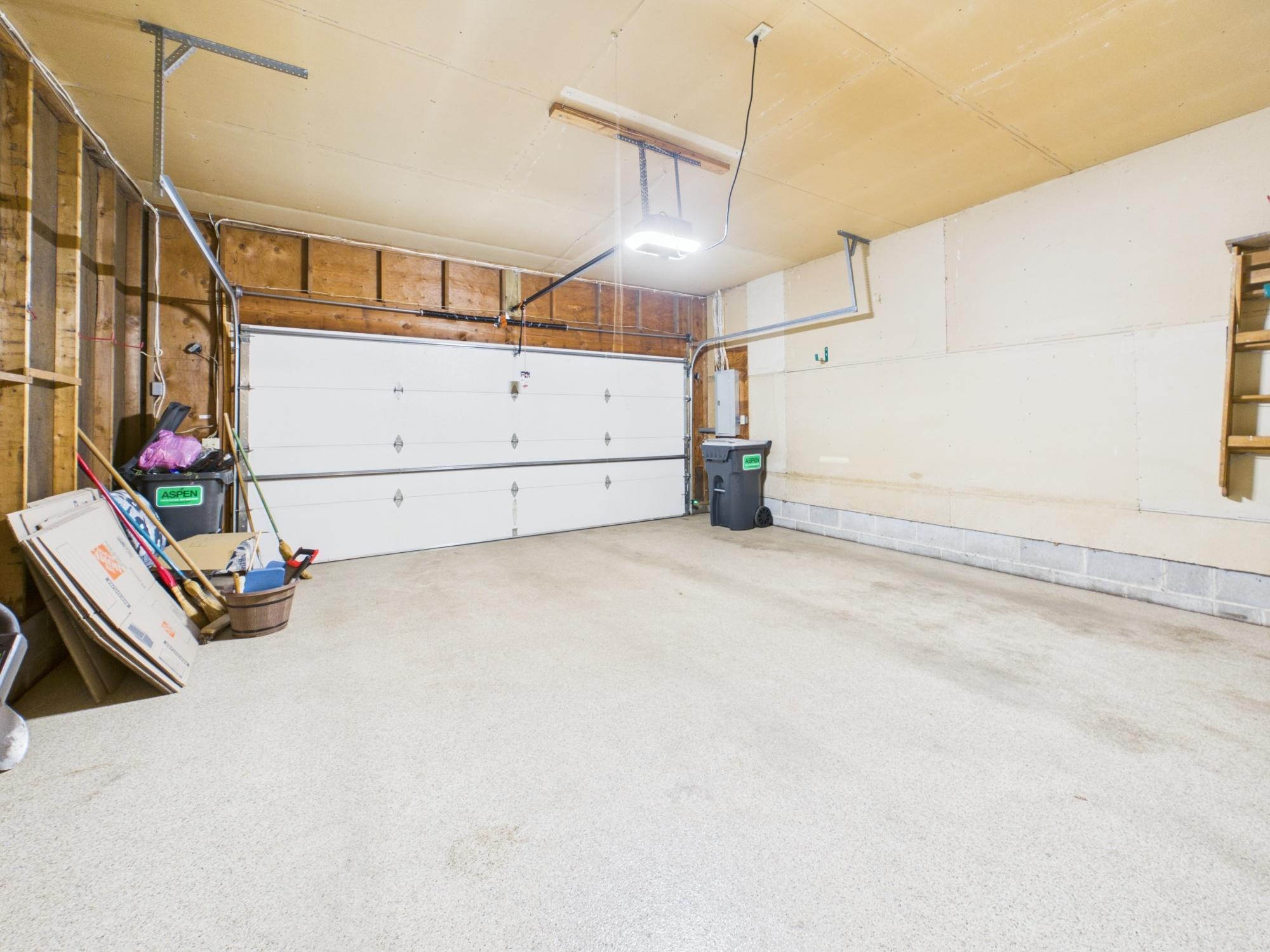 14387 Embry Path Property Photo 32