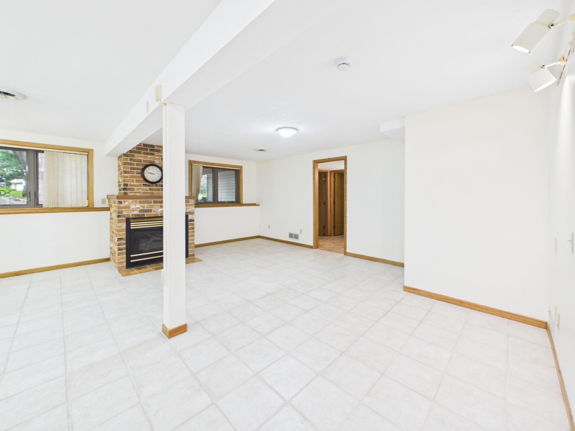 14387 Embry Path Property Photo 34
