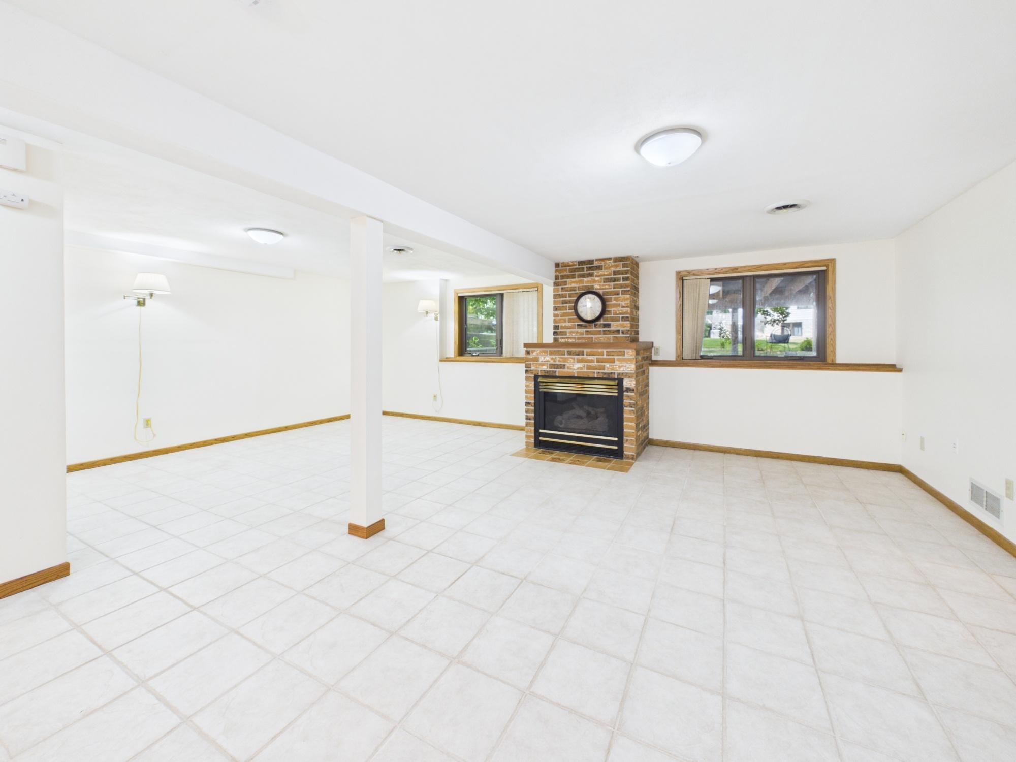 14387 Embry Path Property Photo 35
