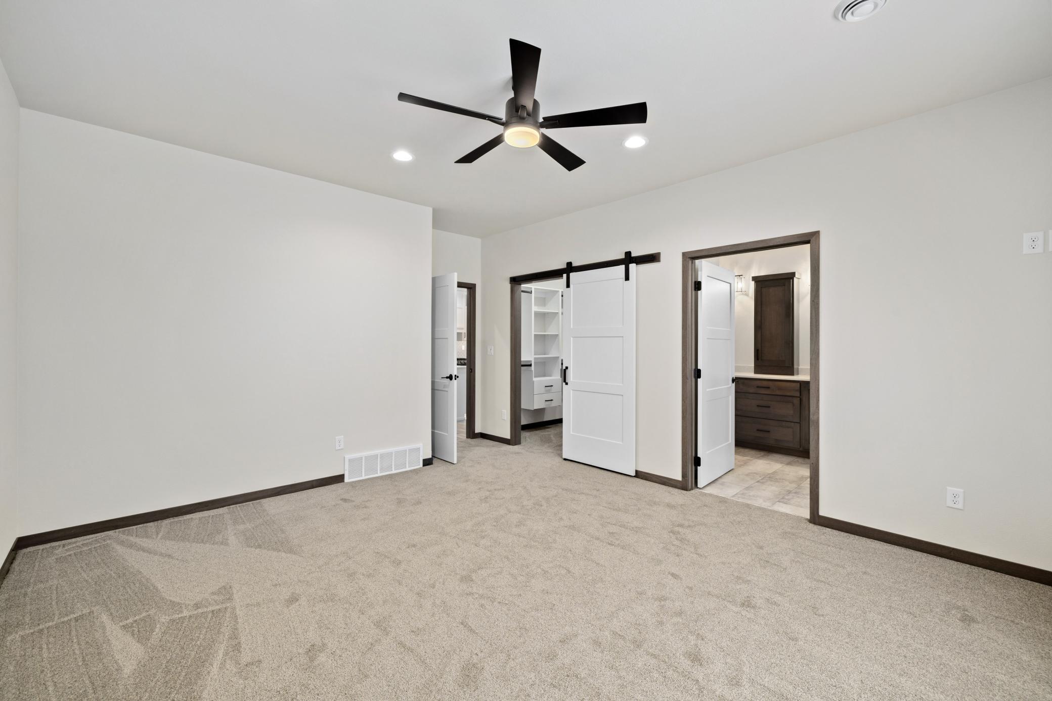 927 Maple Street Property Photo 13