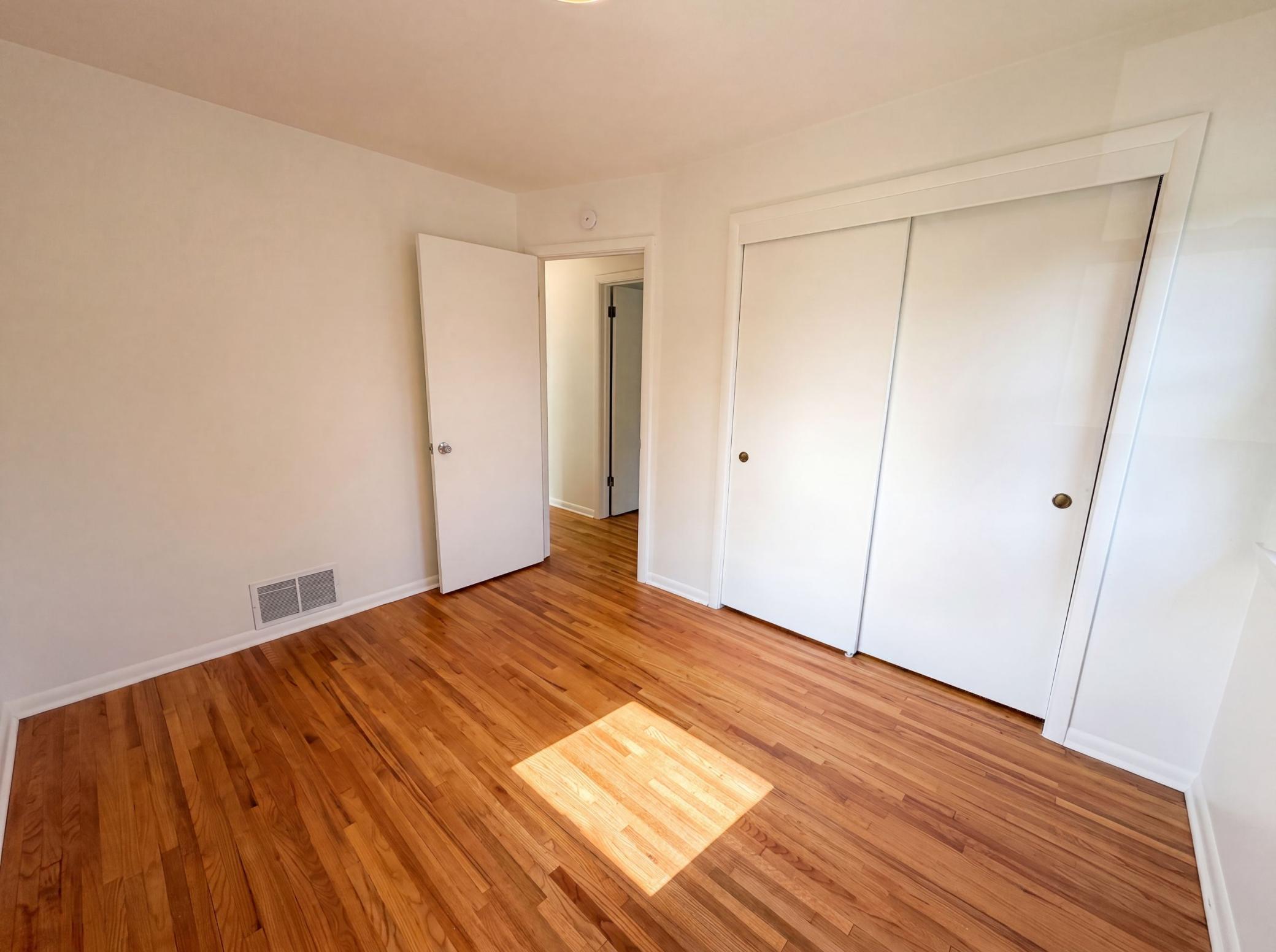 6180 6th Street Ne Property Photo 9