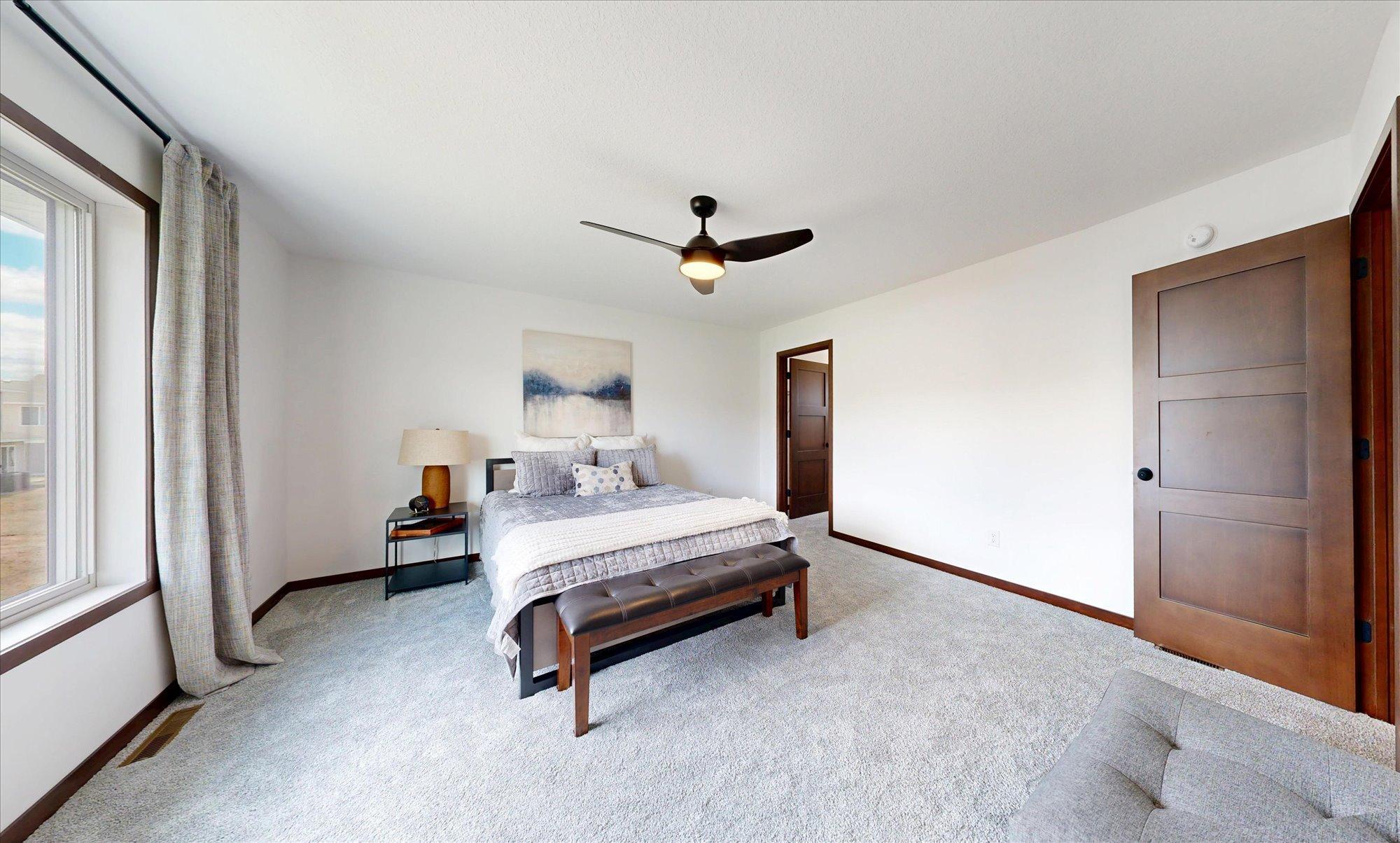 18032 Walnut Circle Property Photo 13