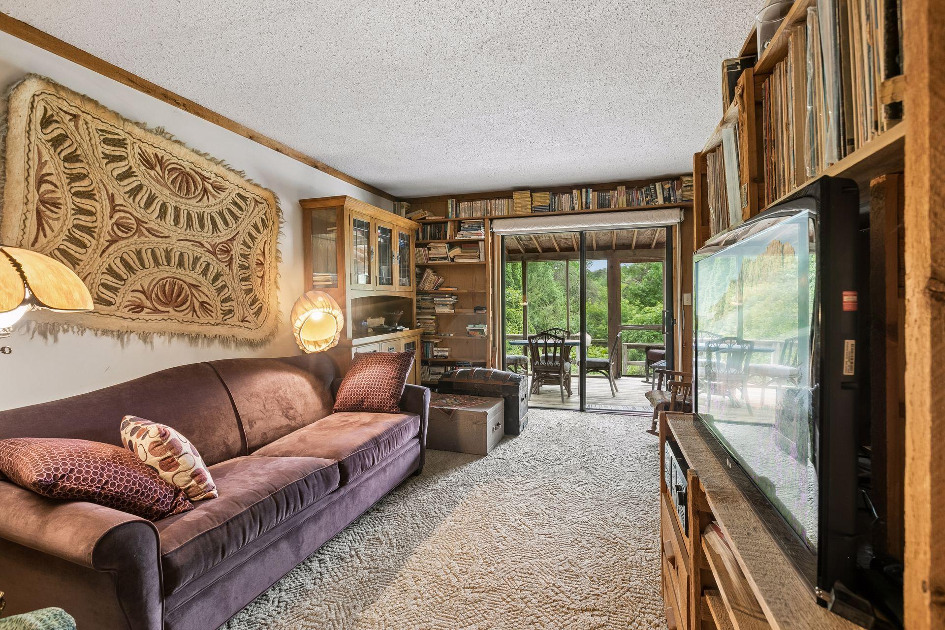 1140 Harbor Lane N Property Photo 18