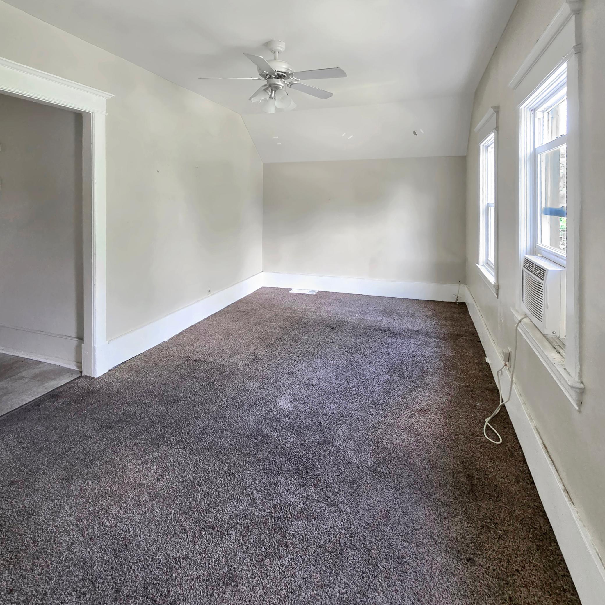 168 Acker Street E Property Photo 2