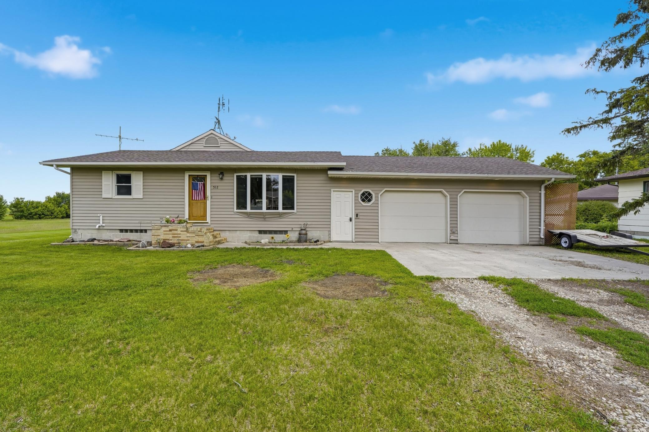 512 State Street Property Photo 1
