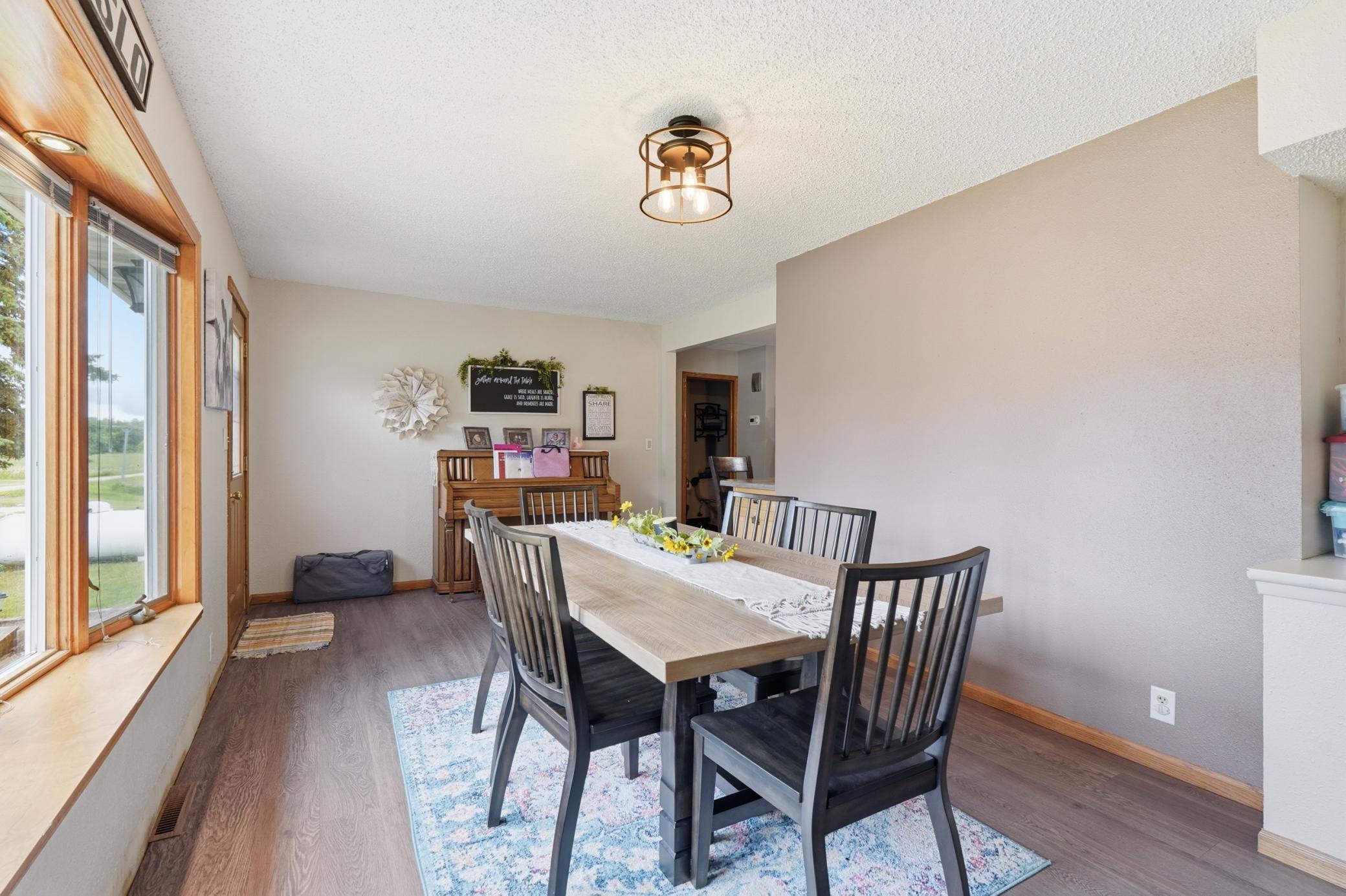 512 State Street Property Photo 3