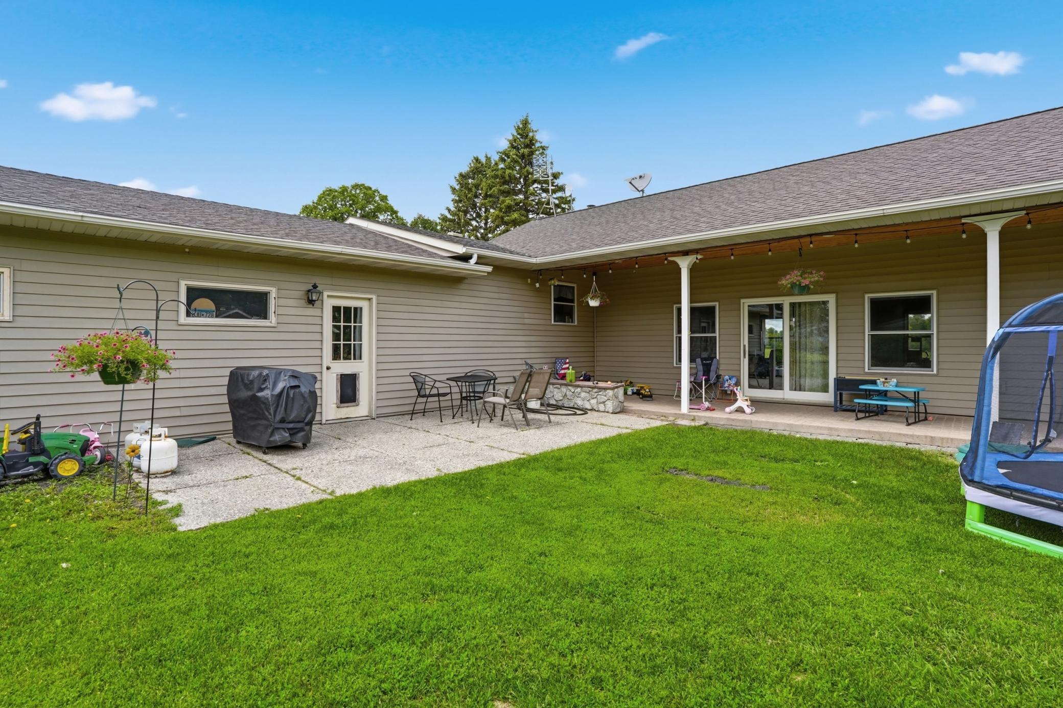 512 State Street Property Photo 22