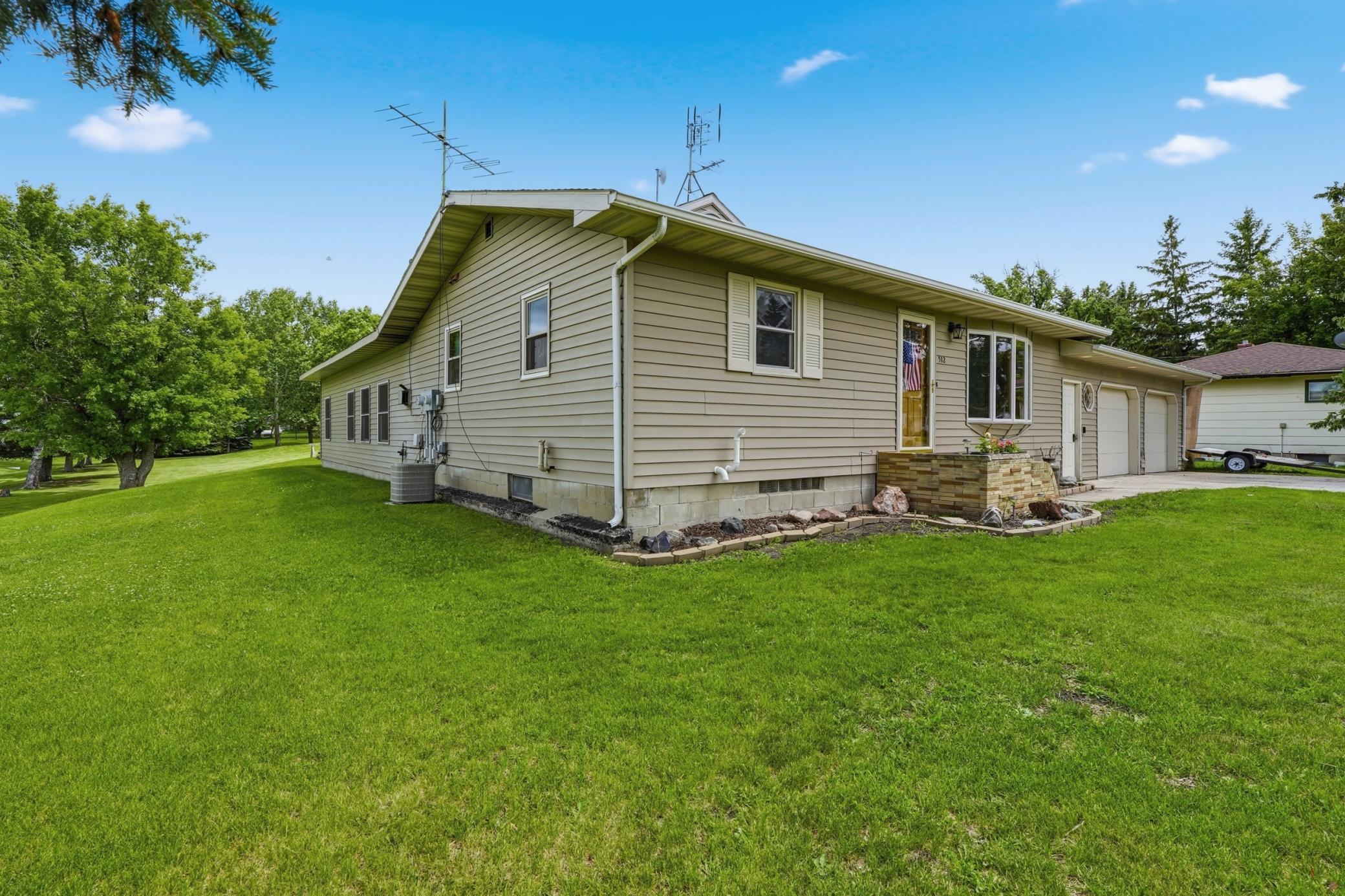 512 State Street Property Photo 27