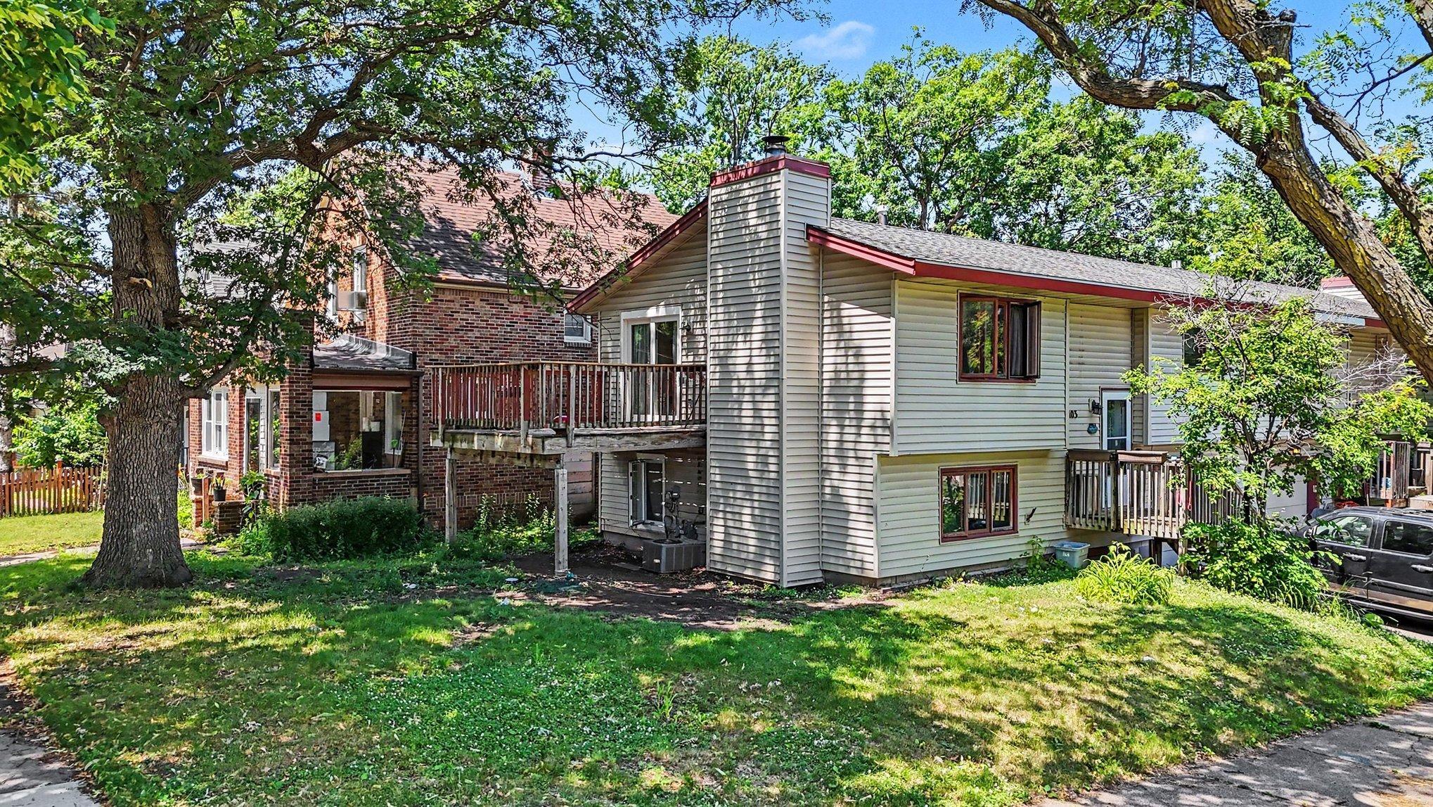 3103 Colfax Avenue N Property Photo 1