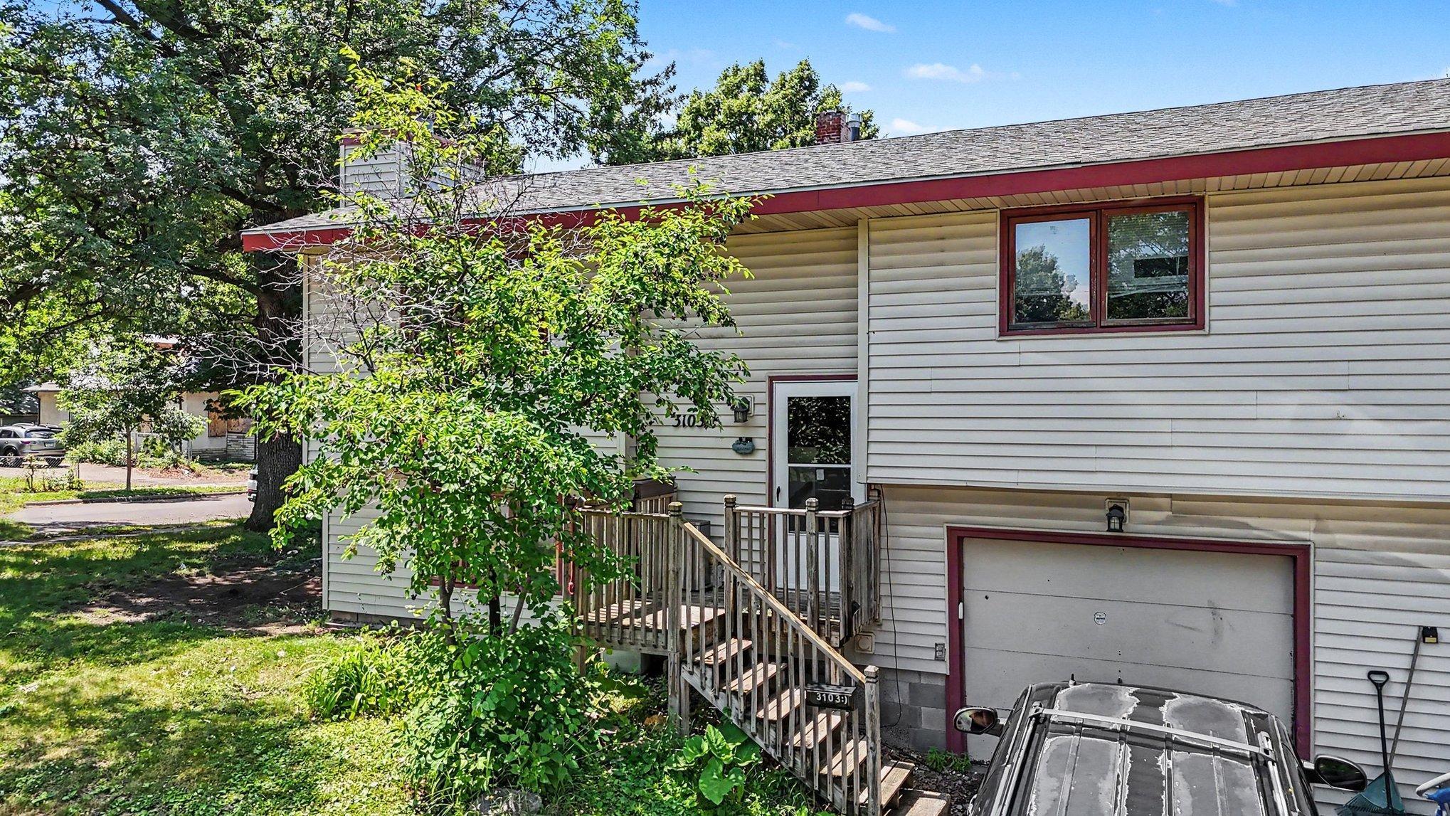 3103 Colfax Avenue N Property Photo 5