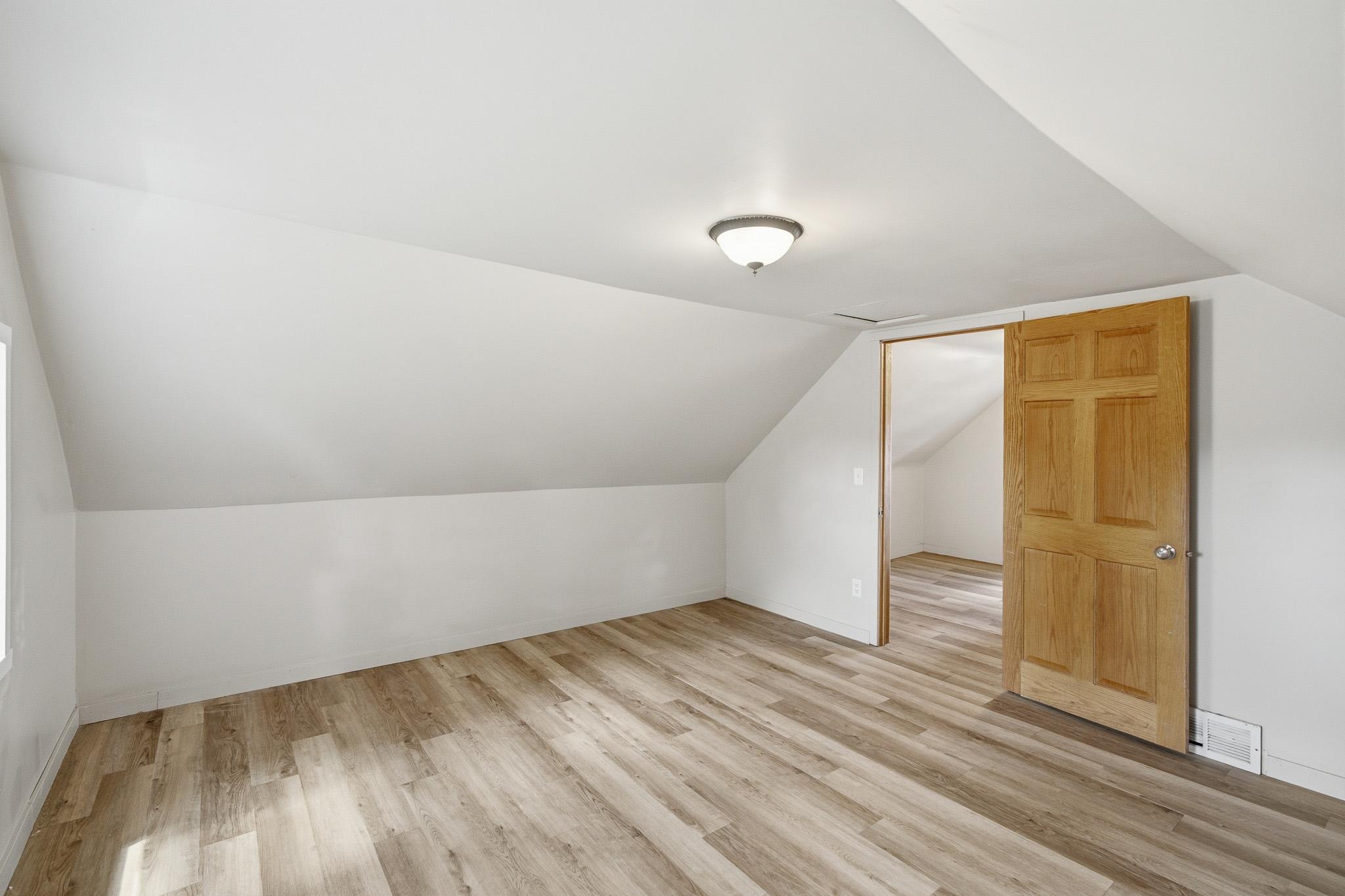 104 N Secor Street Property Photo 14