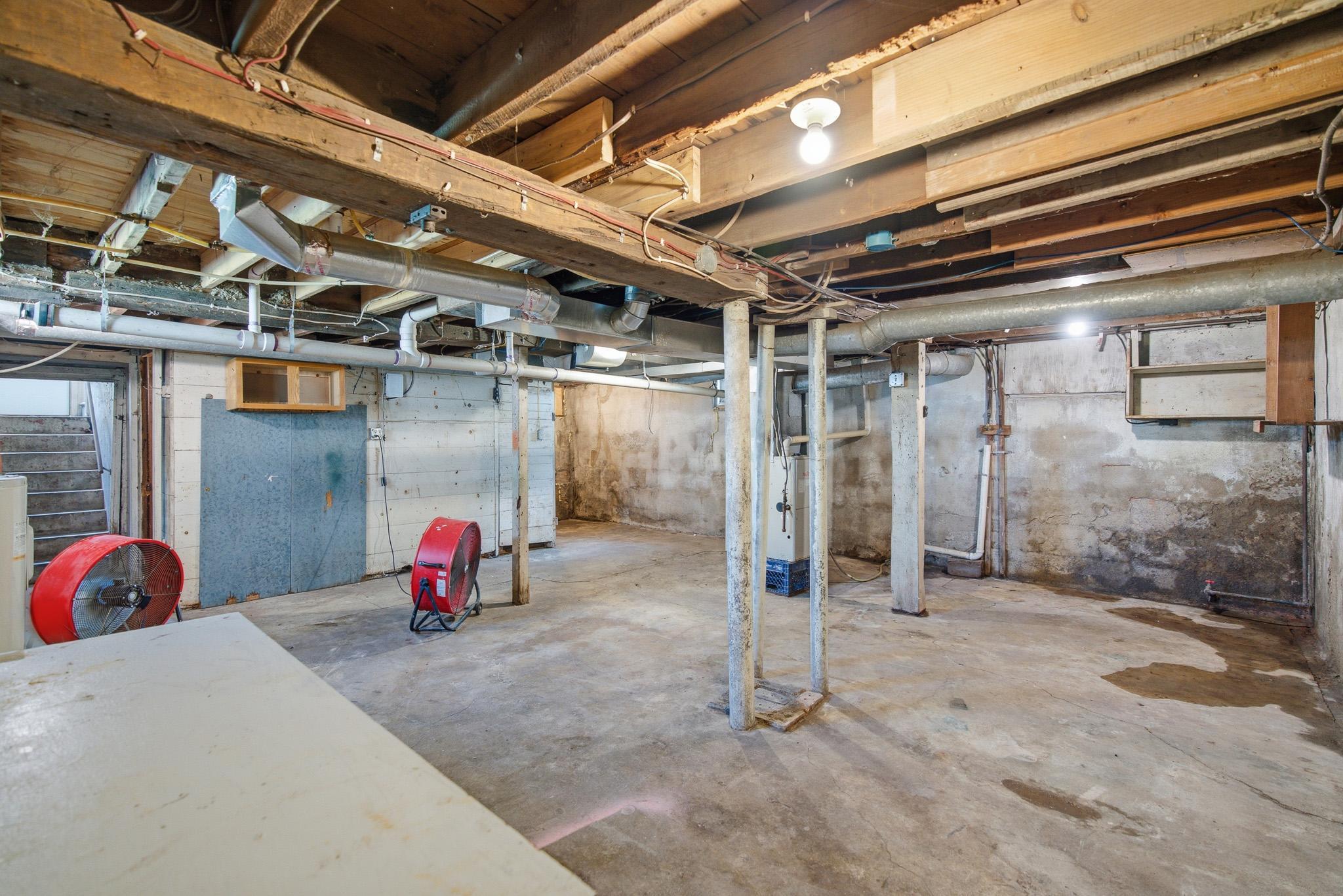 104 N Secor Street Property Photo 15