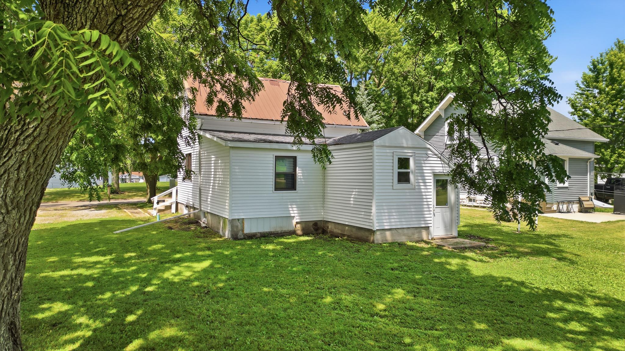 104 N Secor Street Property Photo 22