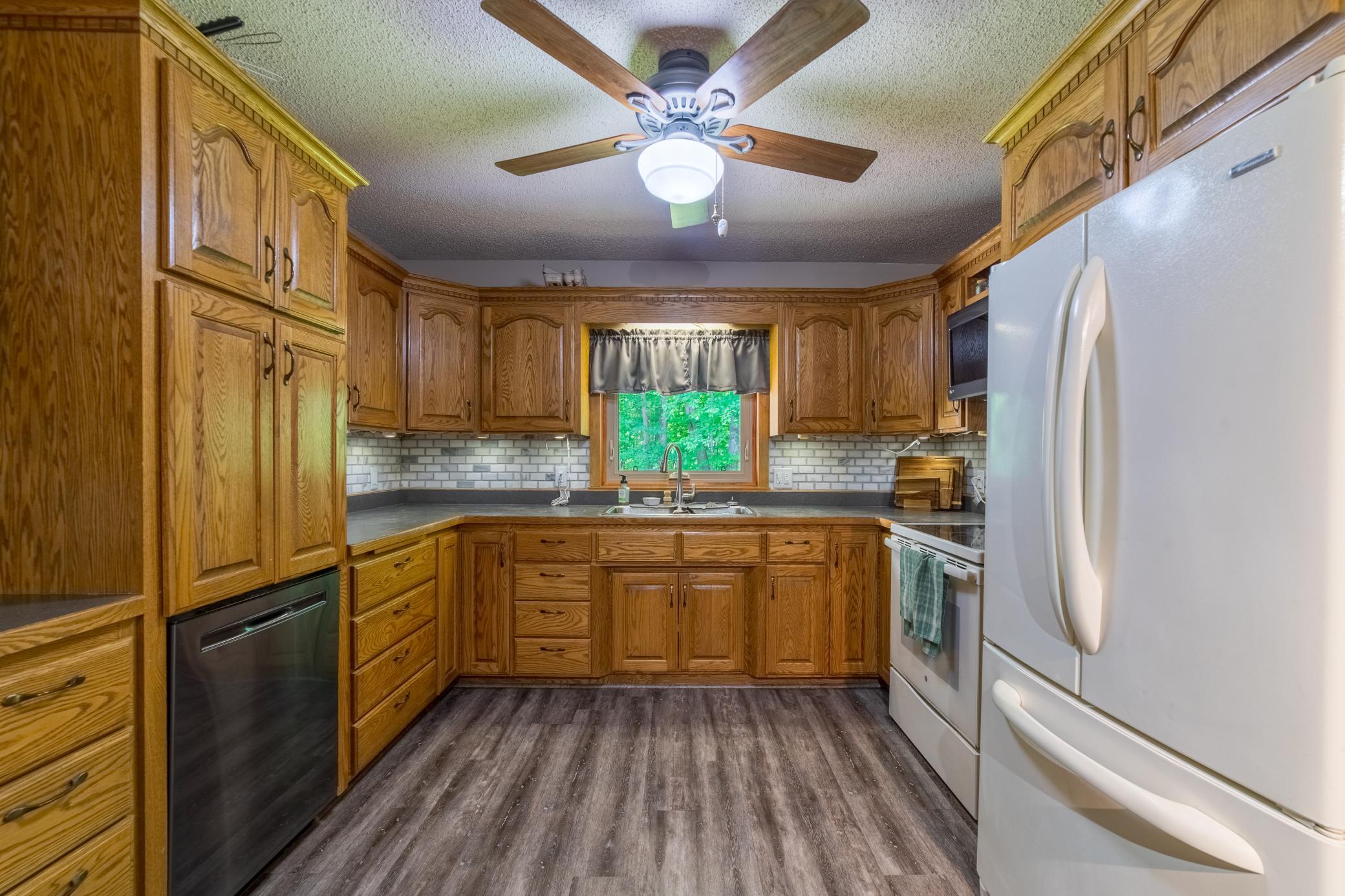 46254 Rutabaga Road Property Photo 12