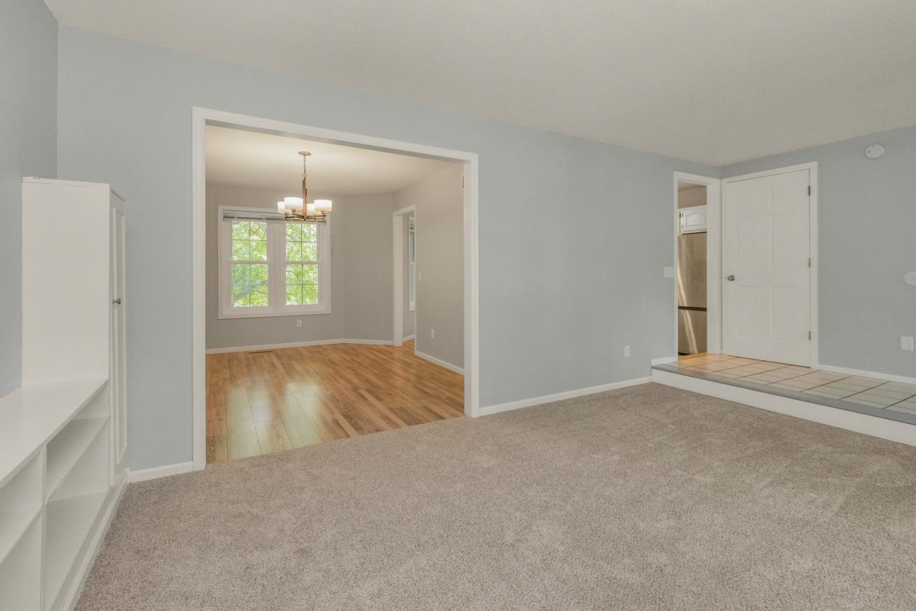 5501 Golfview Avenue N Property Photo 14