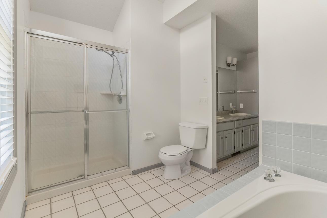 5501 Golfview Avenue N Property Photo 29