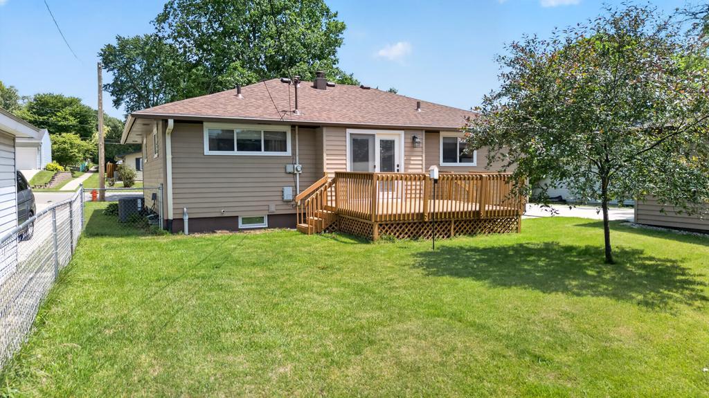 1525 11th Avenue Ne Property Photo 26