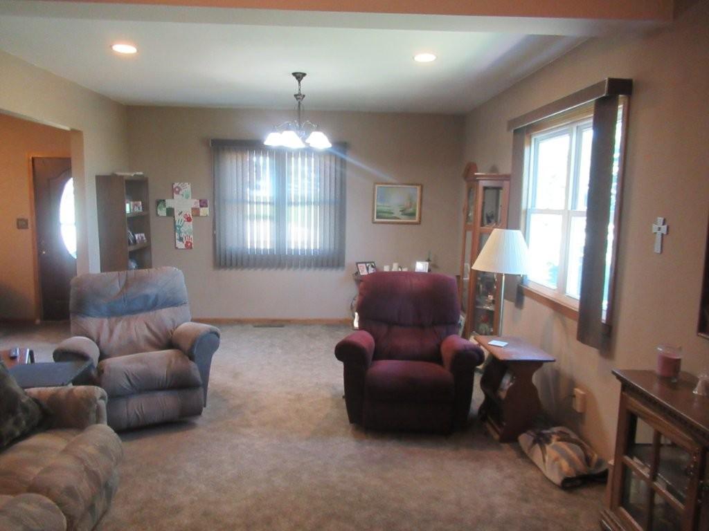 440 Main Street Property Photo 8