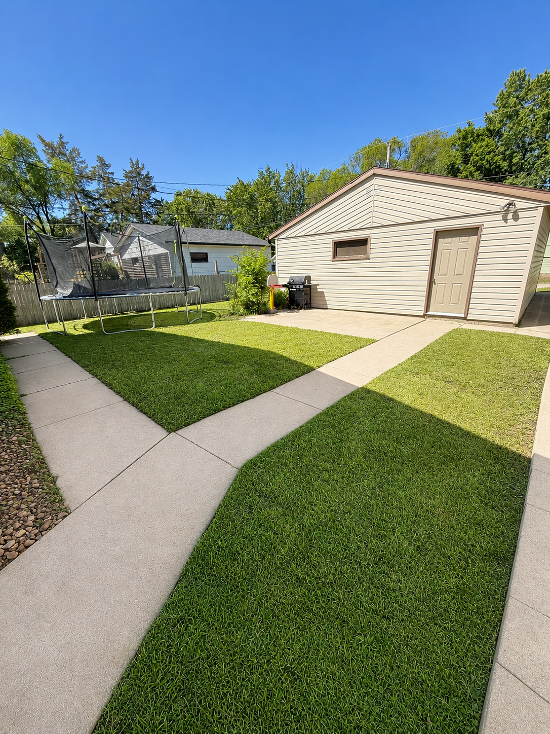 325 24th Avenue N Property Photo 15