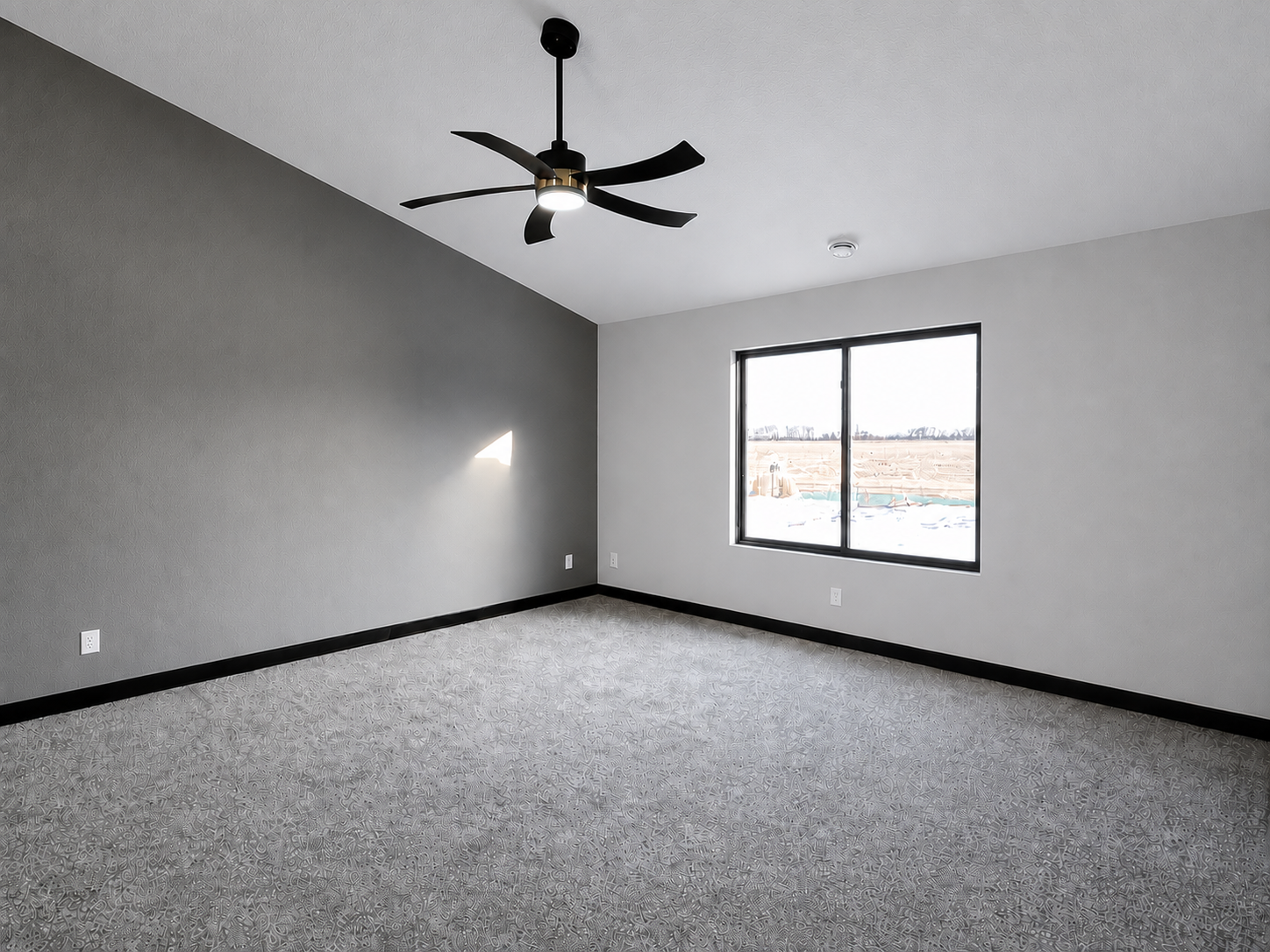 321 Falcon Run Property Photo 12