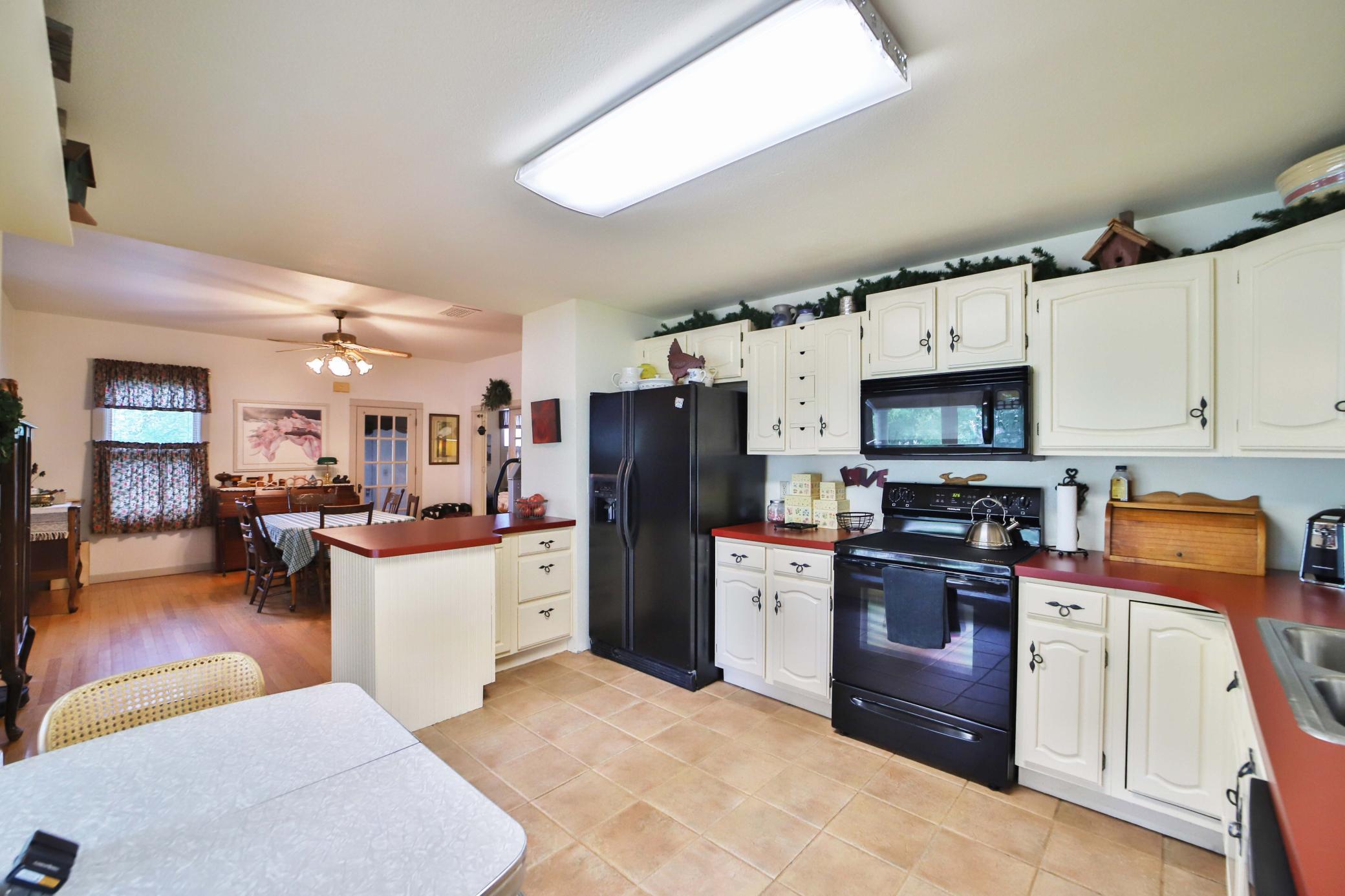 14 3rd Avenue Sw Property Photo 10