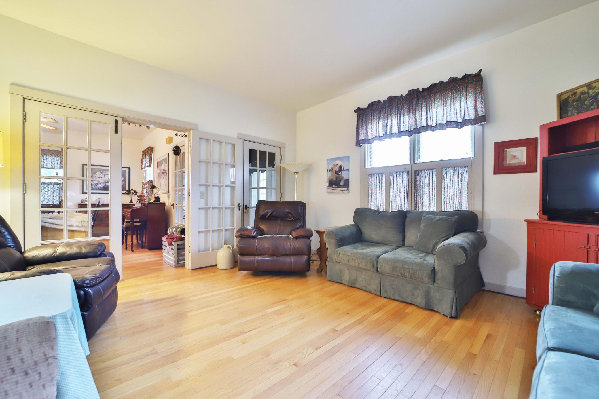 14 3rd Avenue Sw Property Photo 18