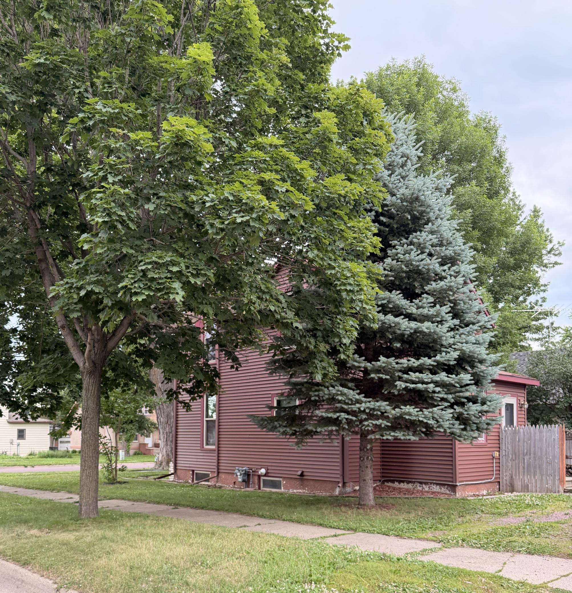 764 3rd Avenue Property Photo 14