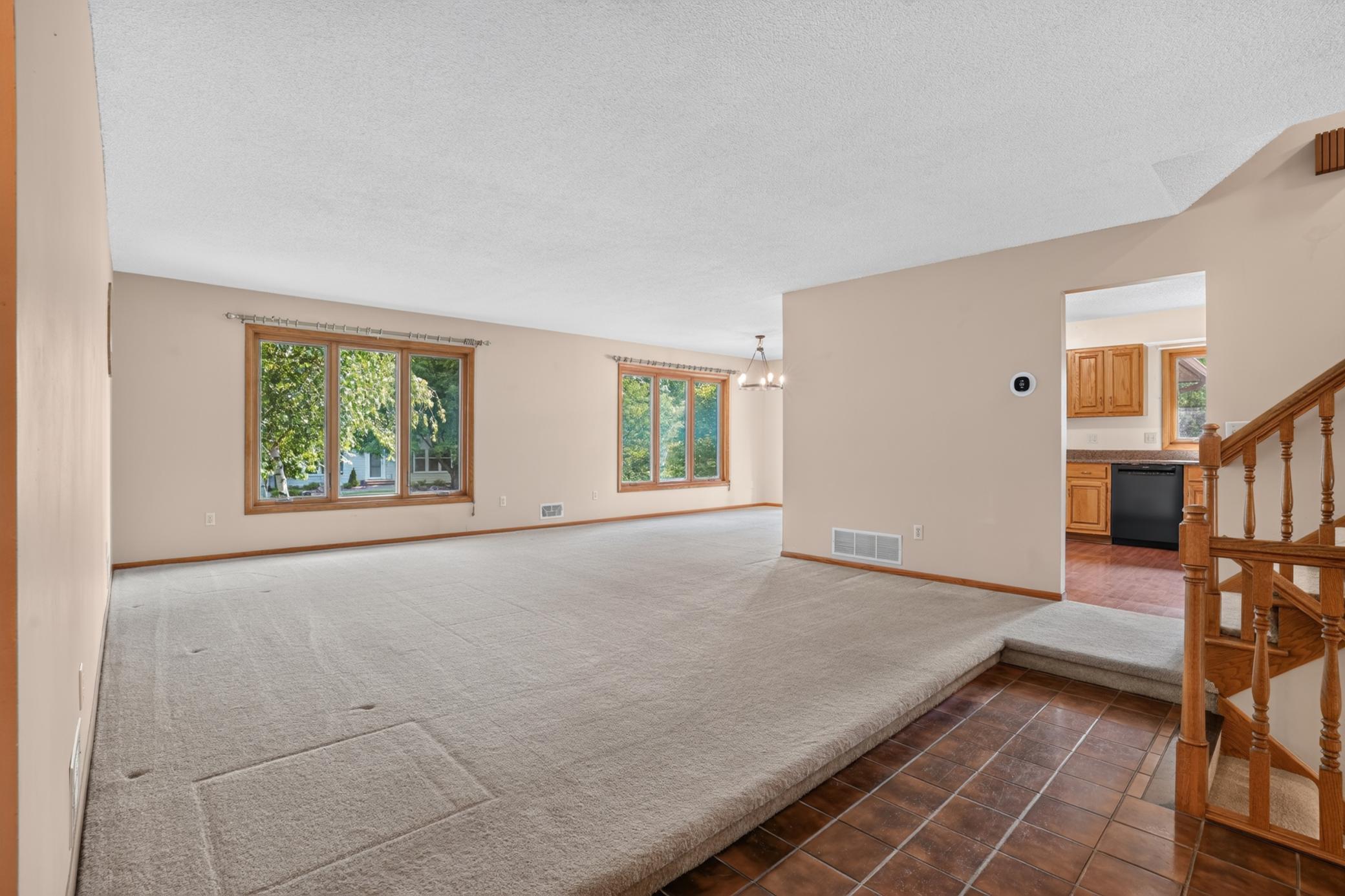 21 Carriage Lane Property Photo 17