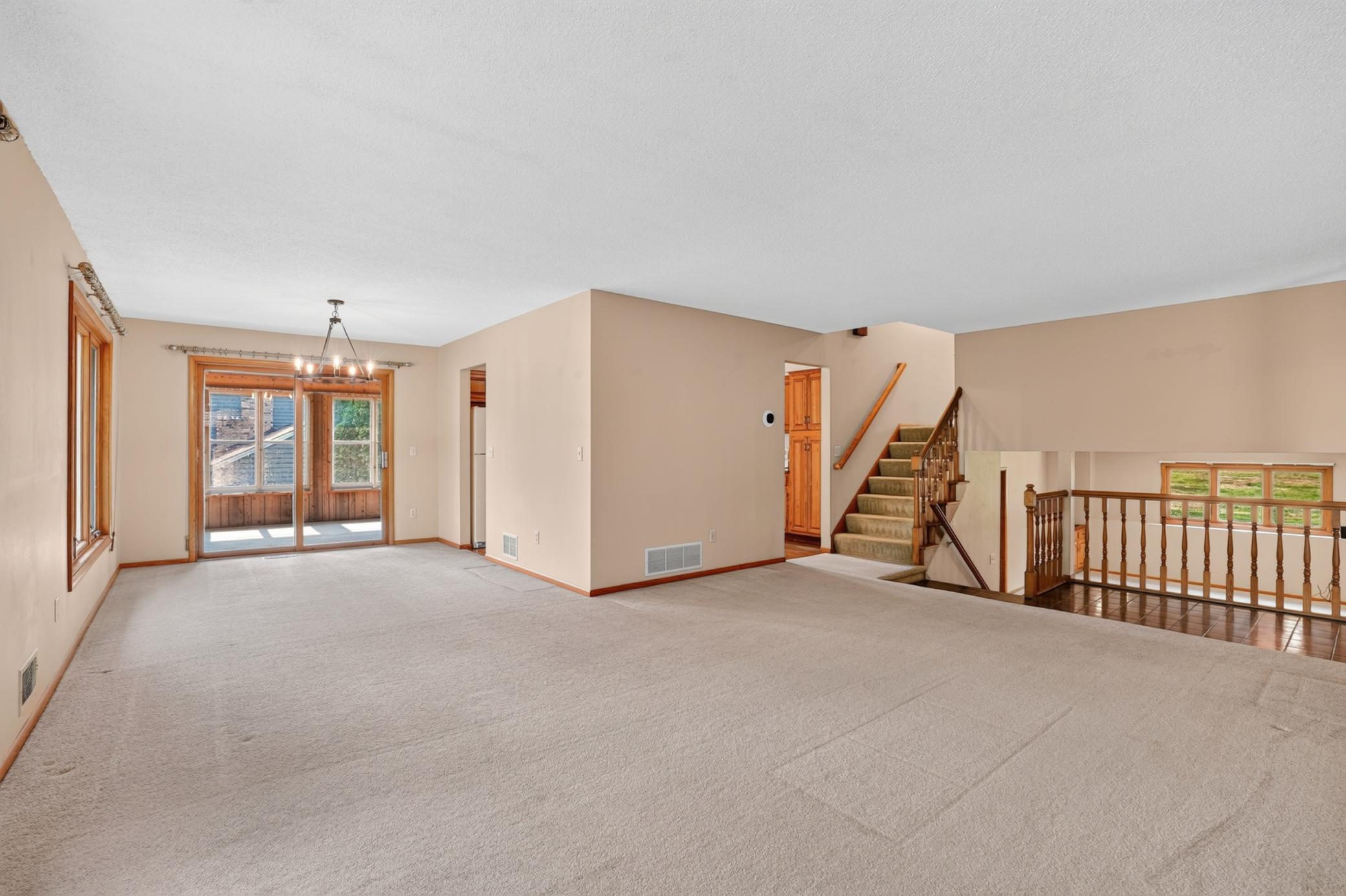 21 Carriage Lane Property Photo 18