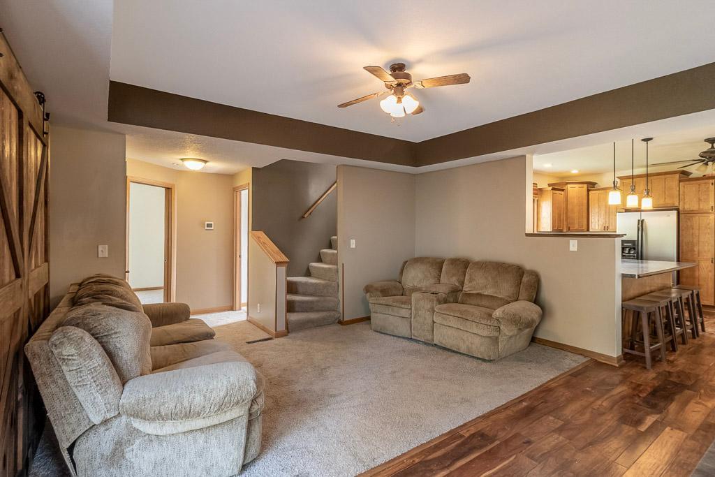 31749 570th Avenue Property Photo 6