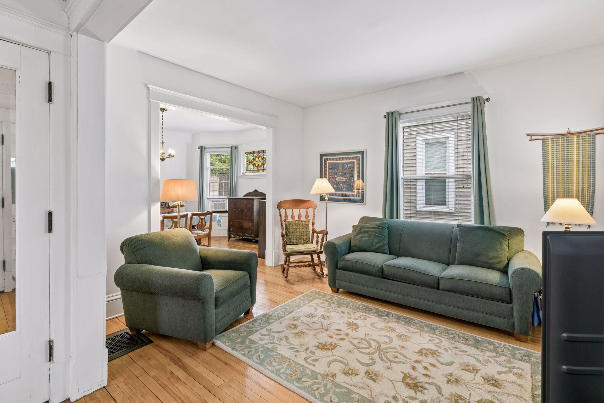 1092 15th Avenue Se Property Photo 5