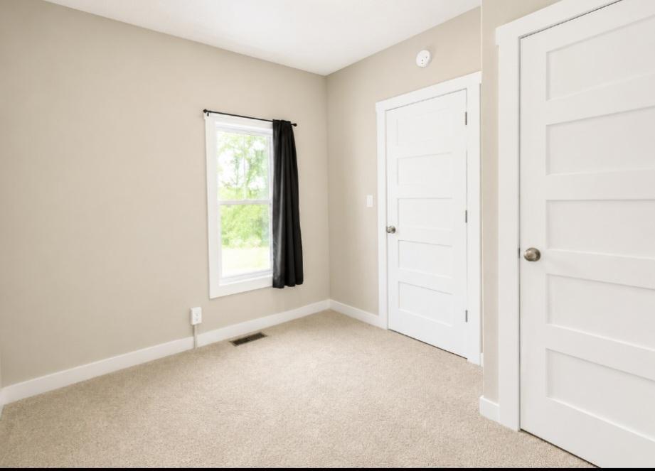 705 Se 19th Street Property Photo 5