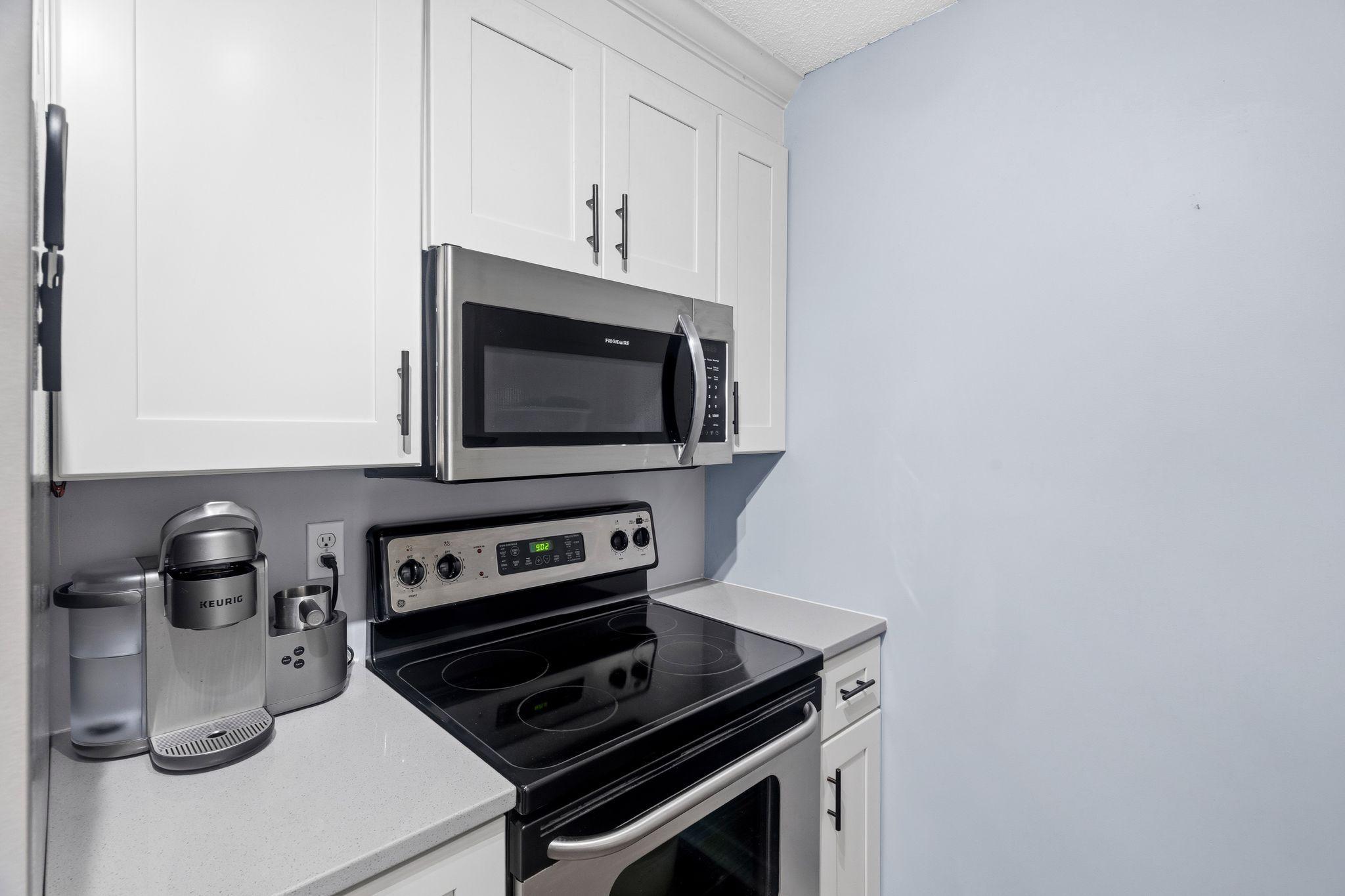 3131 Excelsior Boulevard 211 Property Photo 9