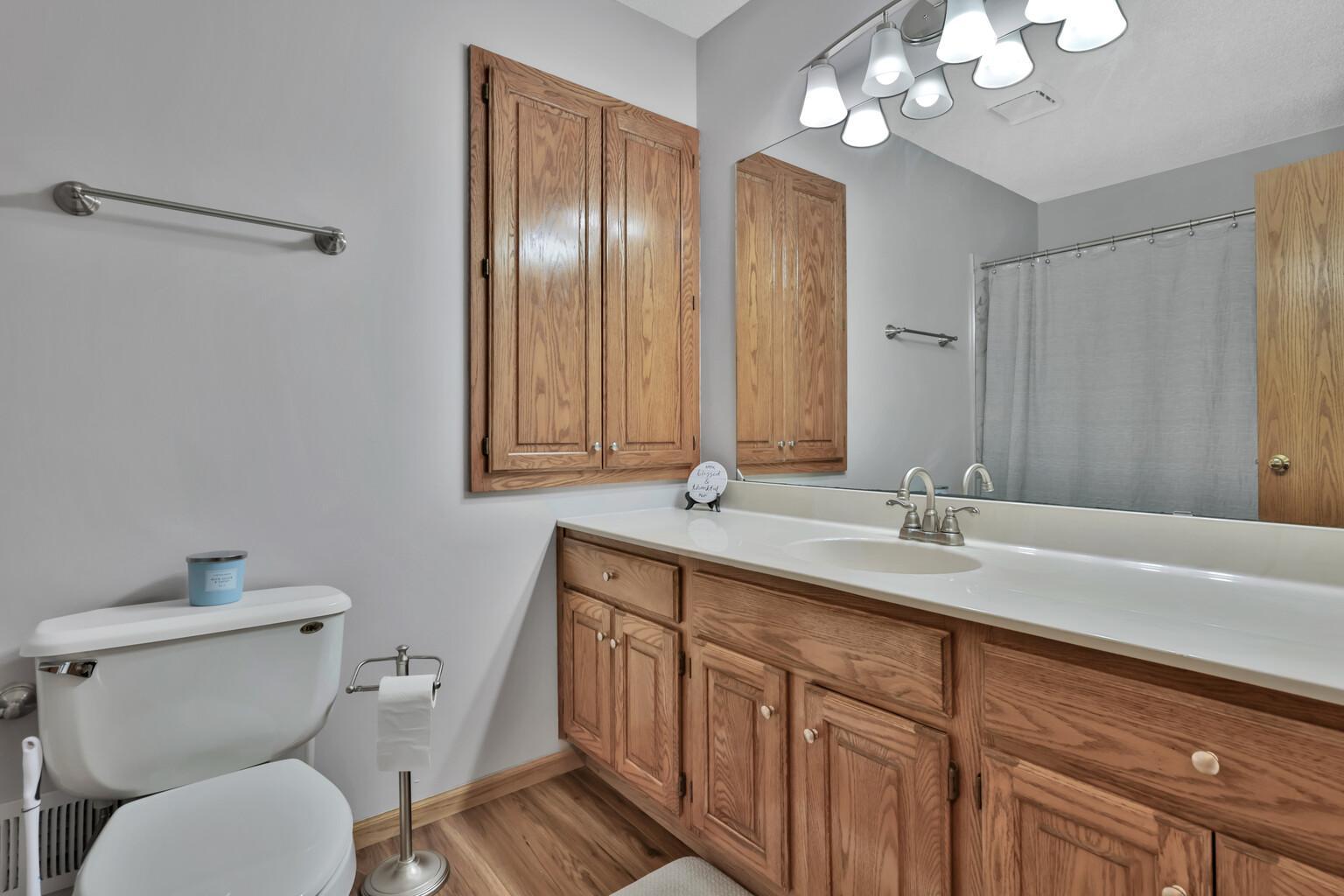 14317 Kipling Avenue S Property Photo 14