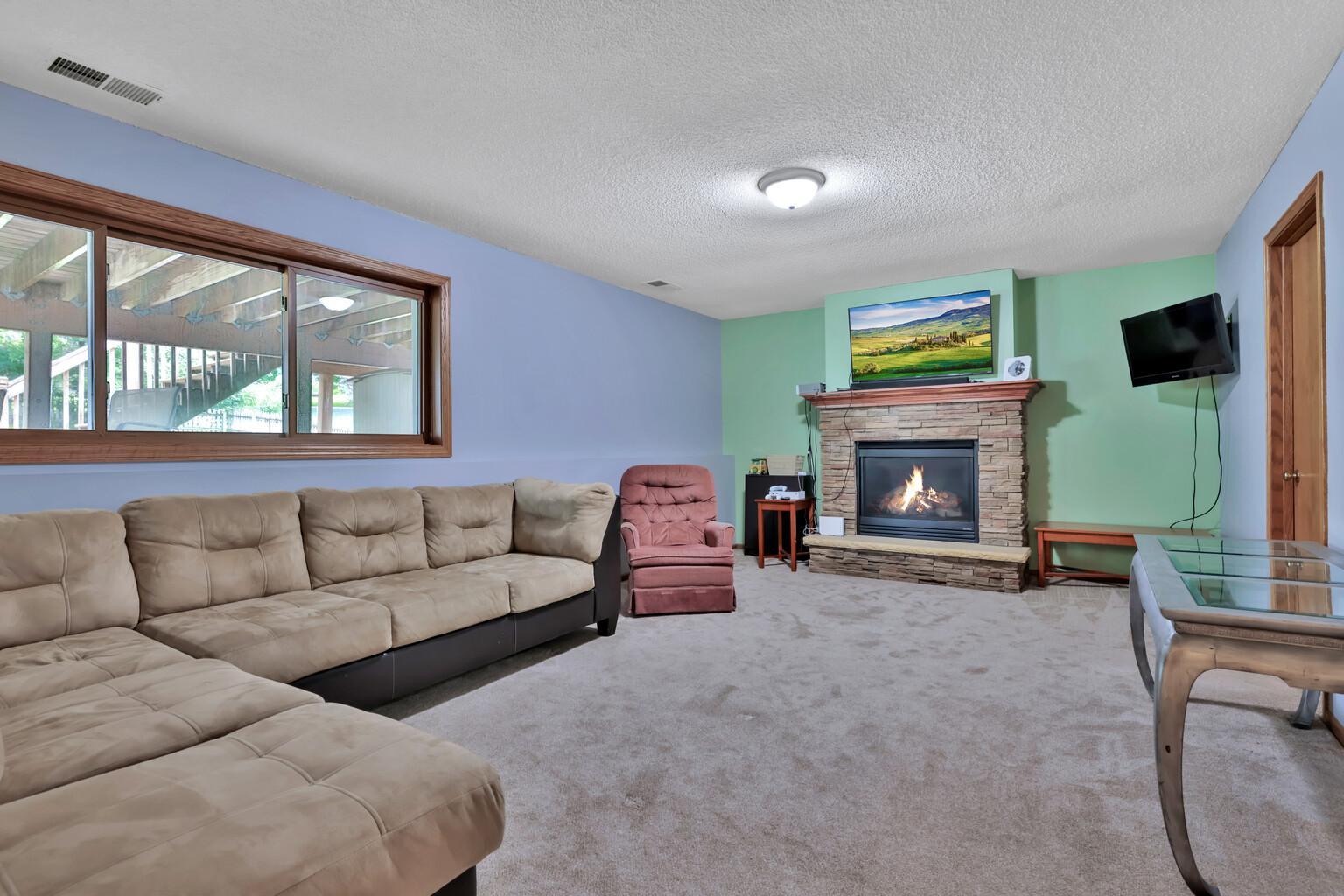 14317 Kipling Avenue S Property Photo 20