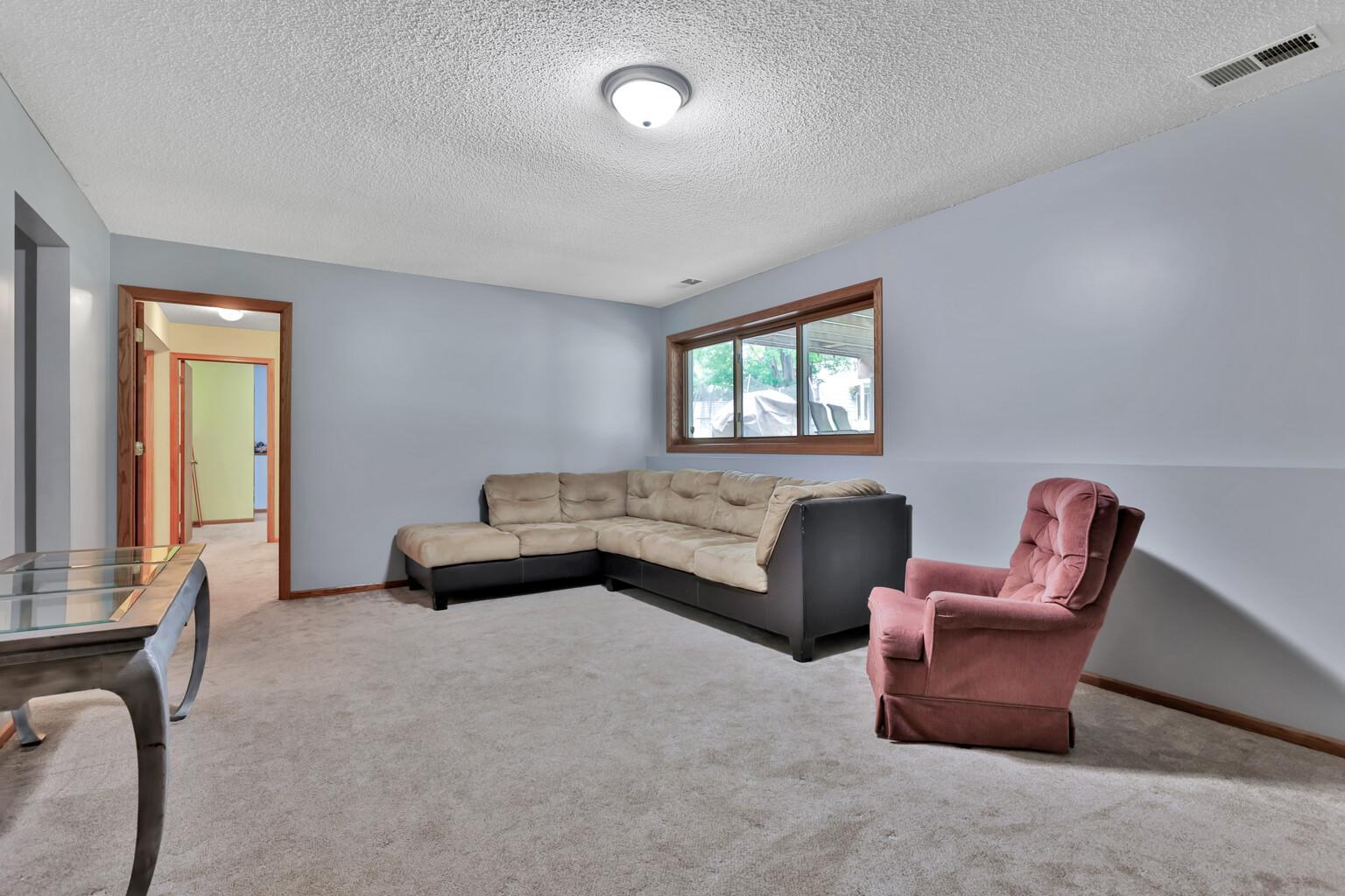 14317 Kipling Avenue S Property Photo 21