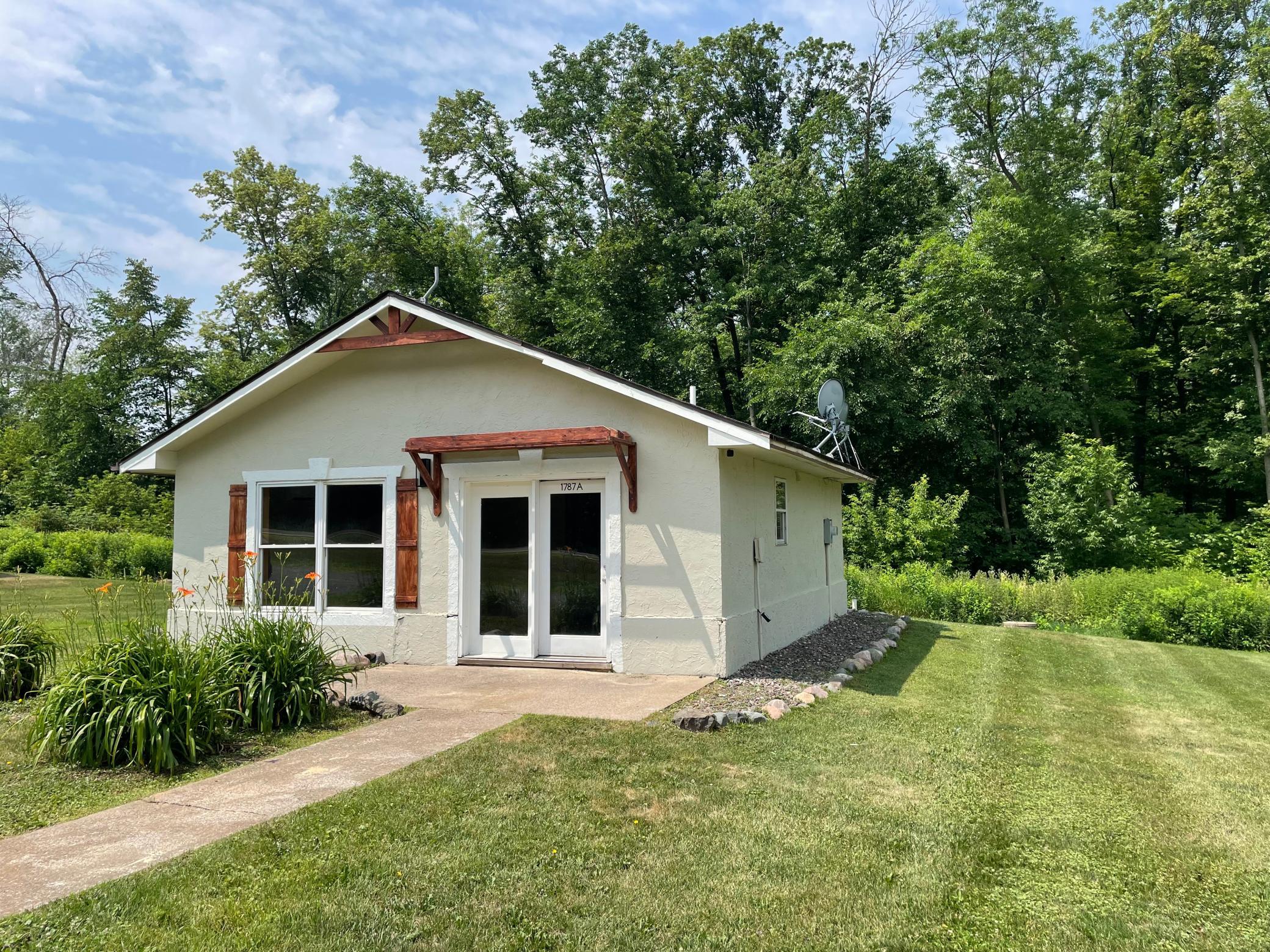 1787 108th Street Property Photo 11